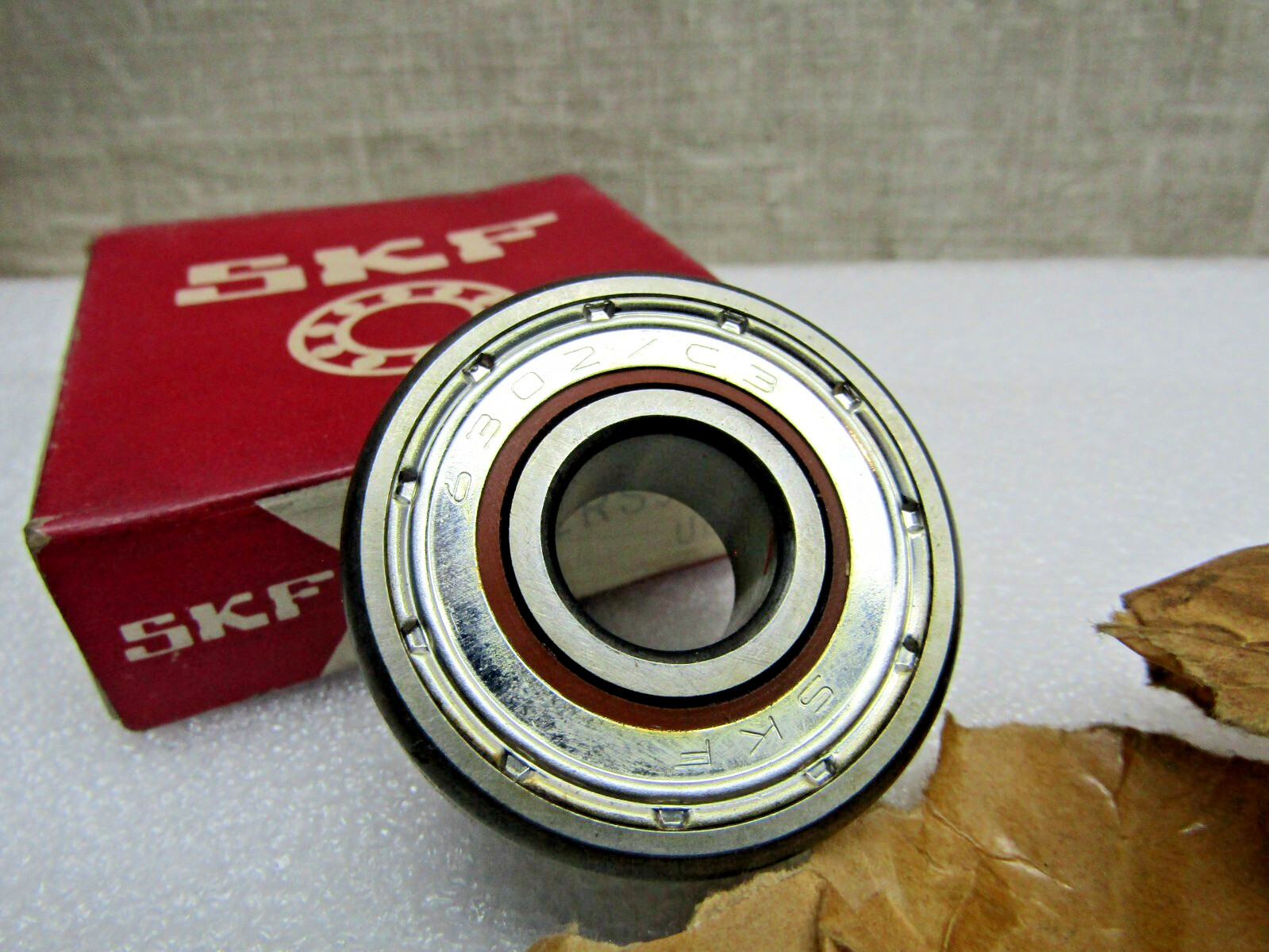 SKF 6302-2RS JEM 15mm X 42mm X 13mm Sealed Bearing
