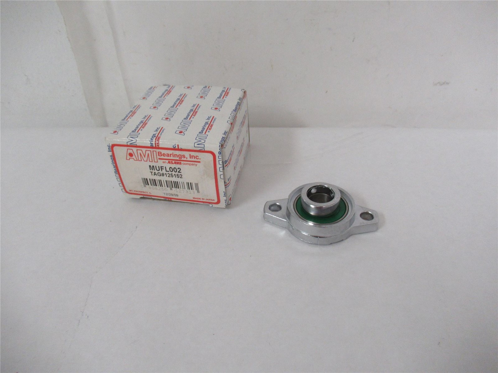 251342 New In Box; Asahi MUFL002 2-Bolt Flange Bearing 15mm ID
