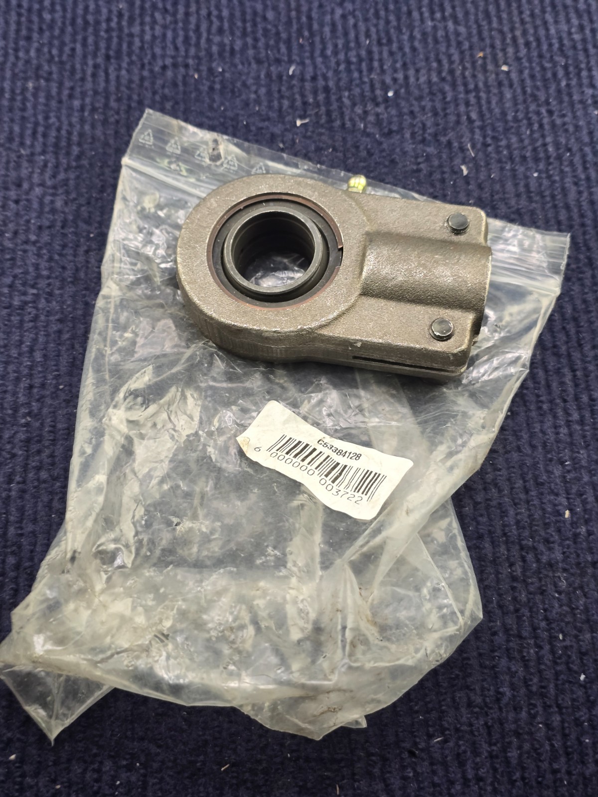 C53384128 Hydraulic Cylinder Rod End Bearing Spherical Female Clamped Joint