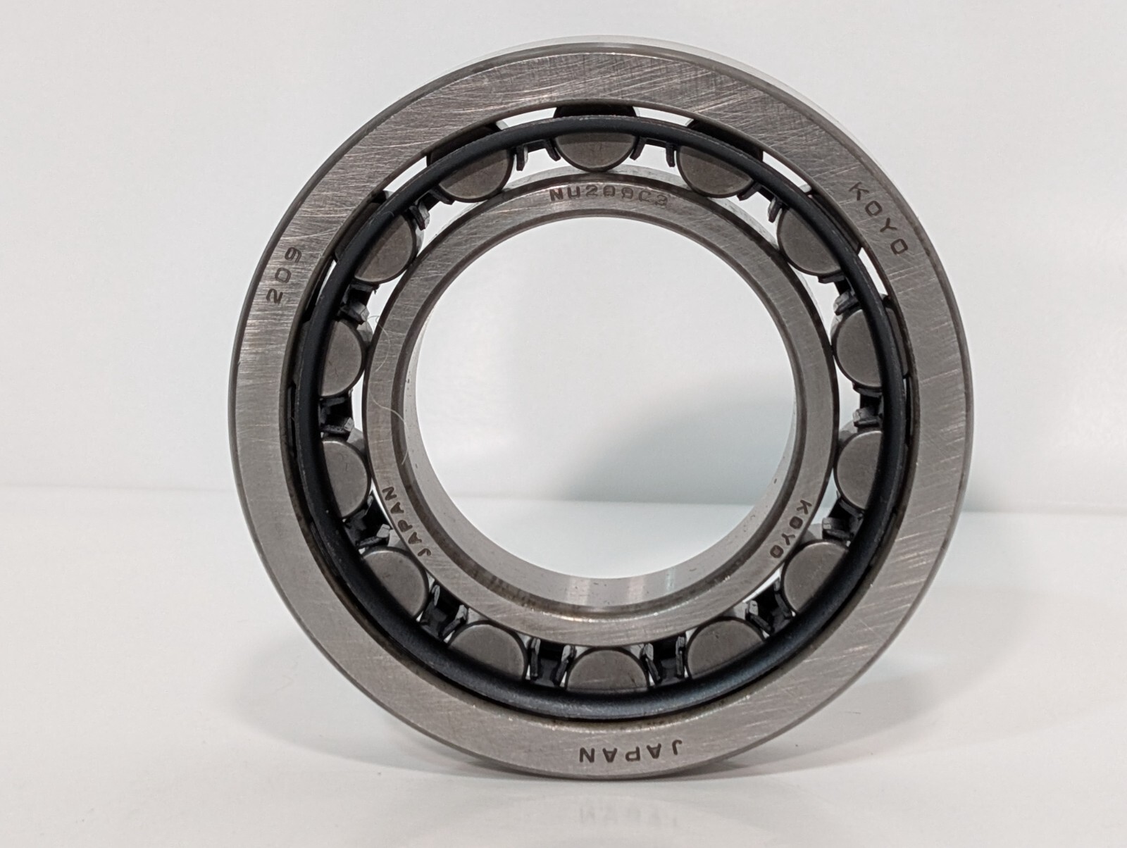 Koyo NU209C3 Cylindrical Roller Bearing, ID 45mm, OD 85mm, Width 19mm