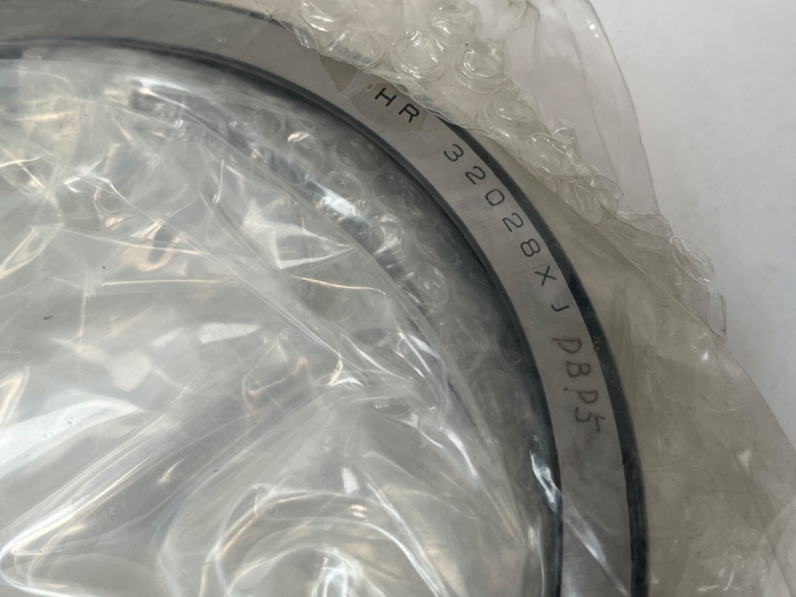 NSK HR32028XJP5 Taper Bearing Cone&Cup 140mm ID 210mm OD HR-32028-XJ-P5 Japan
