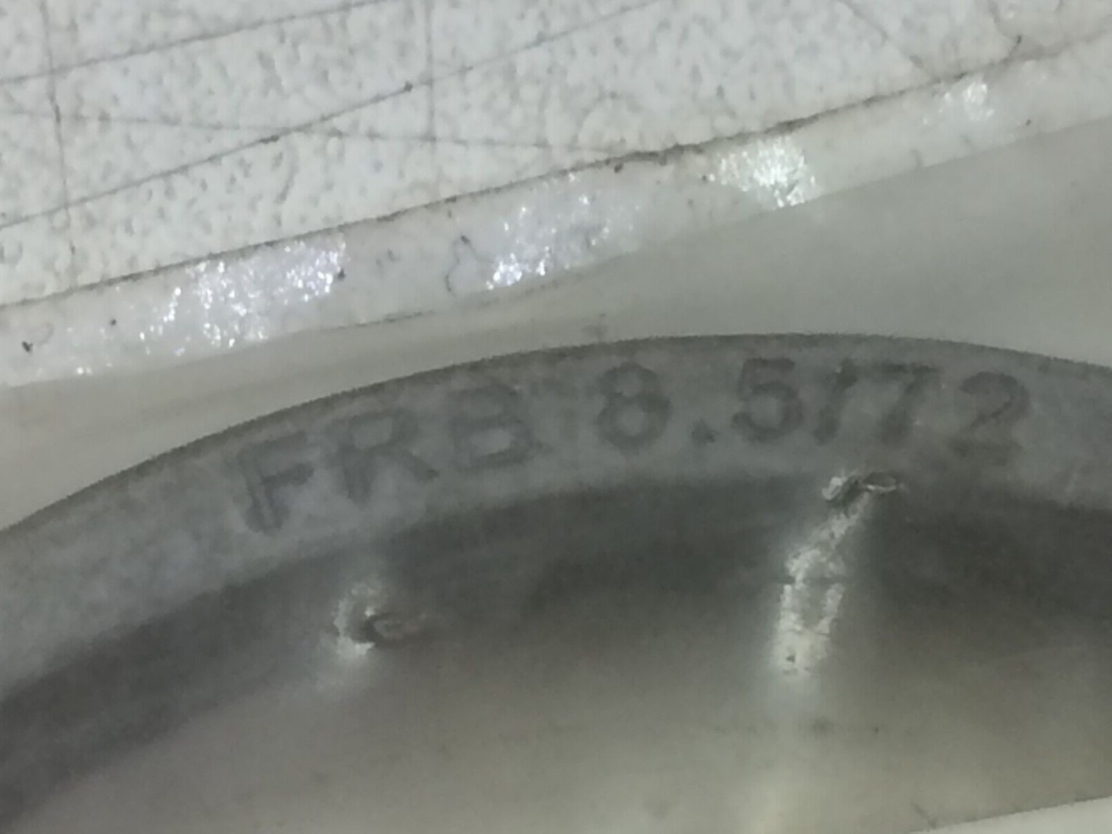 NEW SKF FRB 8.5/72 BEARING LOCATING RING FRB8572