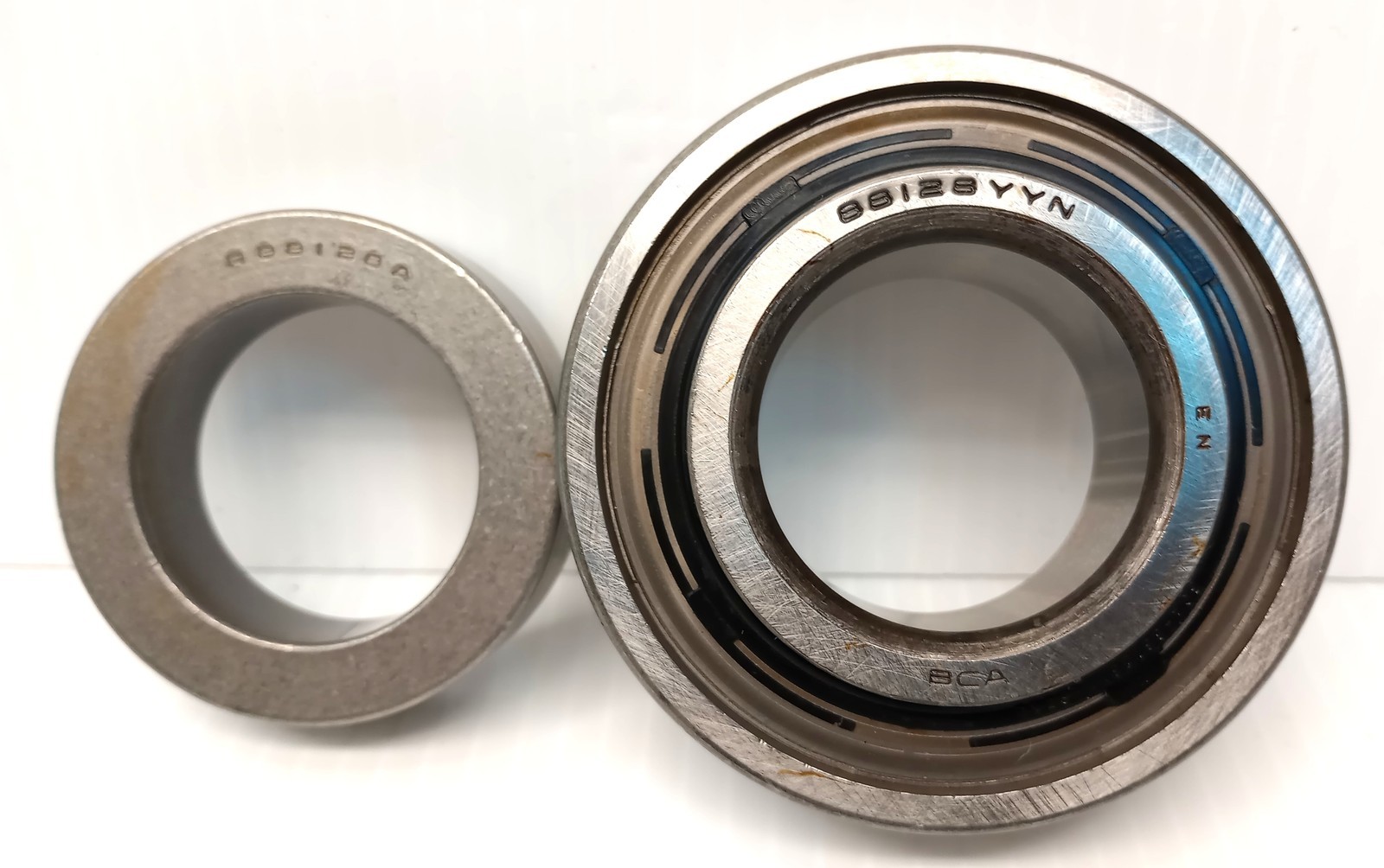 BCA 88128-RA Federal Mogul Radial Deep Groove Ball Bearing R88128A Spacer
