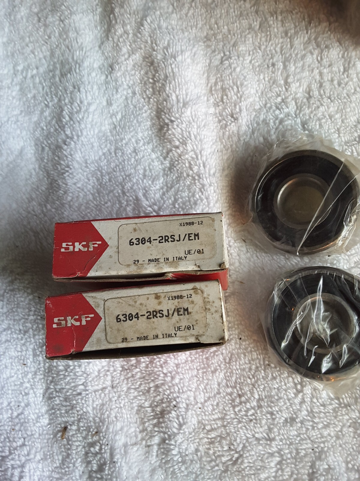 SKF 6305-2RS JEM lot of 2