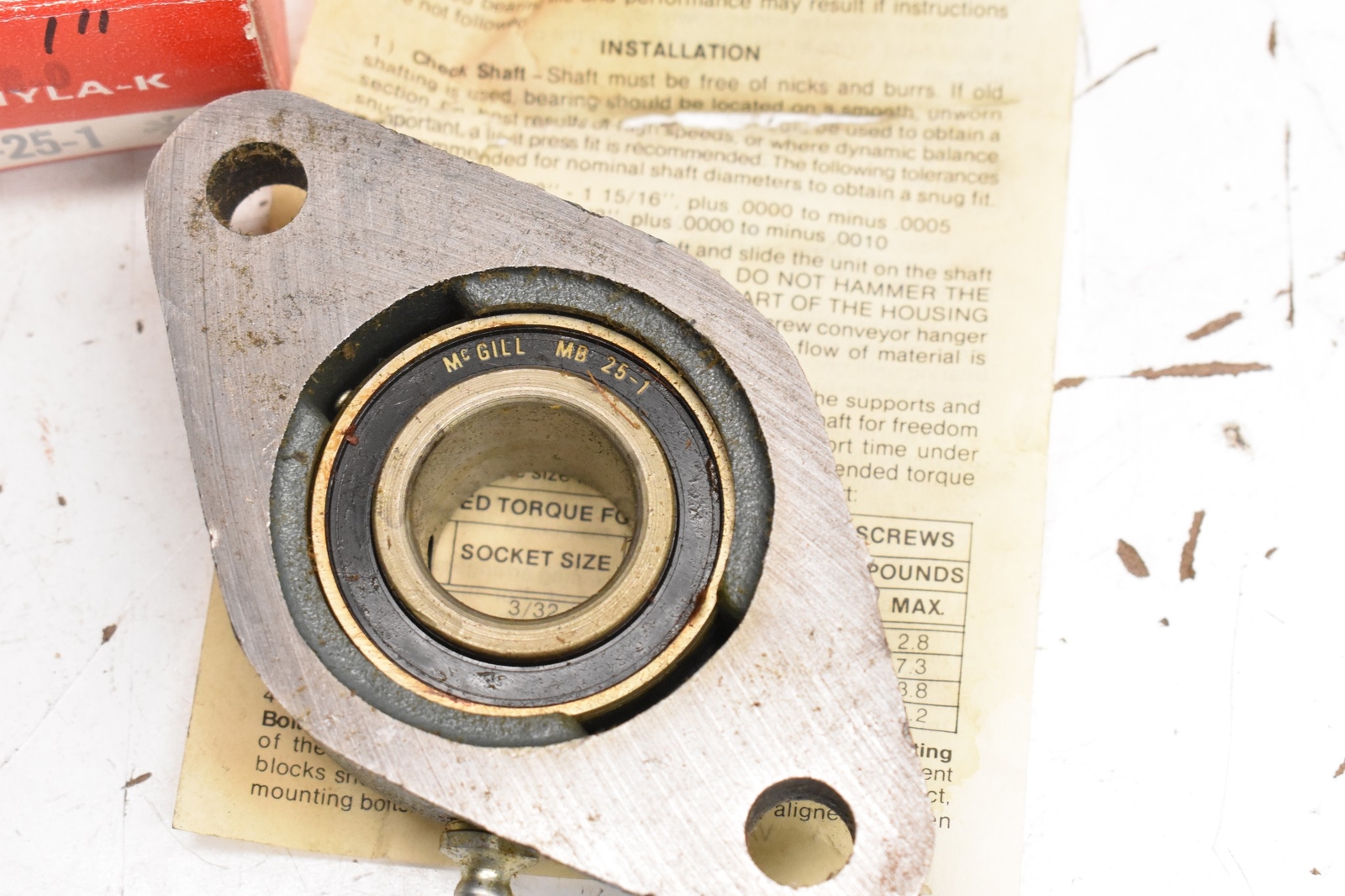 McGill Nyla-k 2 Bolt Flange Mounted Ball Bearing FC2-25-1