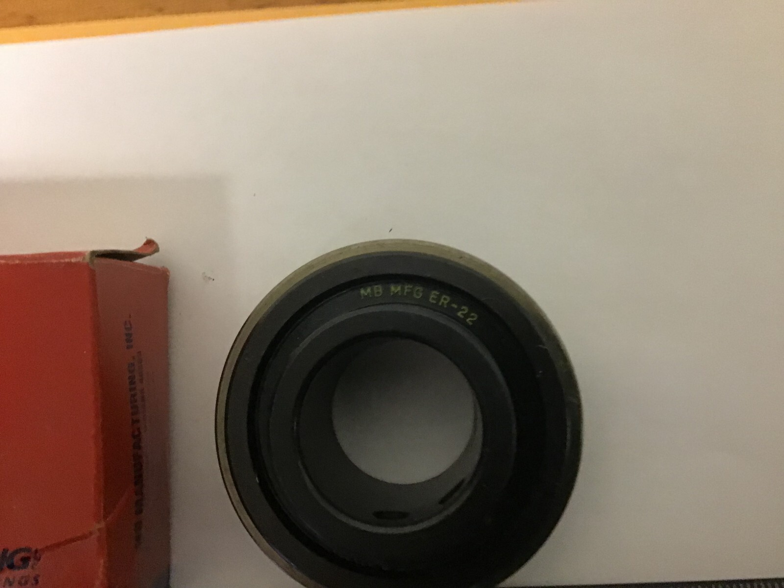New MB ER-22 Insert Bearing W/ Snap Ring, 1 3/8″ Bore, 2 27/32″ OD, 1 11/16″ W