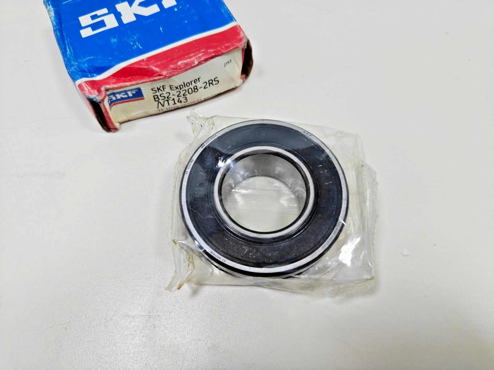 BS2-2208-2RS/VT143 SKF Spherical Roller Bearing SKF BS2 2208 2RS VT143 40x80x28