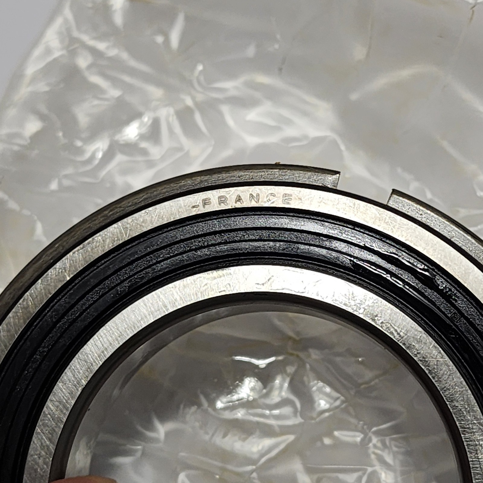 SKF 6011 2RSNRJEM / 6011 2RS NR C3 Ball Bearing