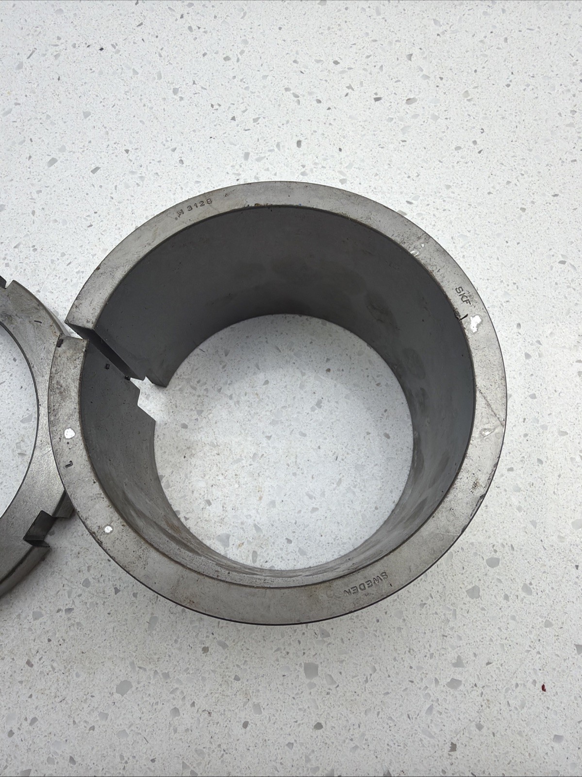 SKF H-3128 Bearing Adapter Sleeve Assembly 125mm ID H3128 KM28 No Locking Washer