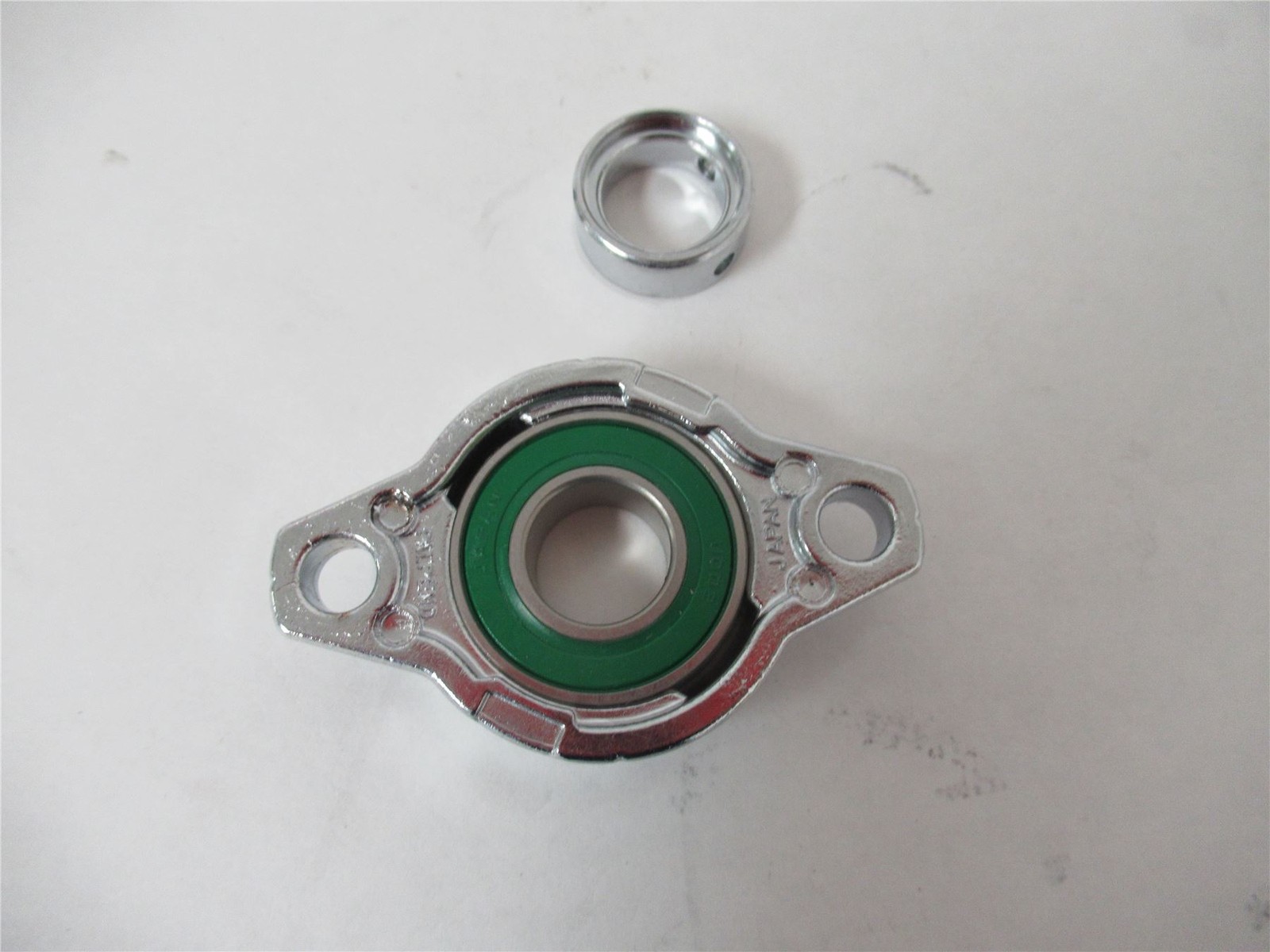 251342 New In Box; Asahi MUFL002 2-Bolt Flange Bearing 15mm ID