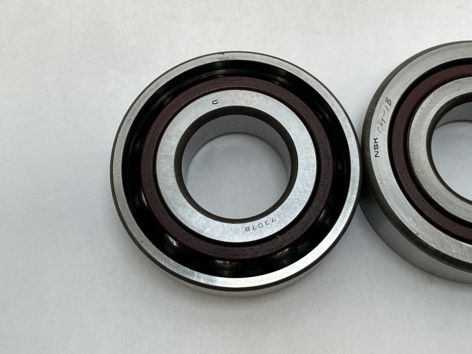 NSK 7307BTYDBP5 Angular Bearing 7307B 7307-B-TY-DB-P5 35x80x21 mm 2 Pcs