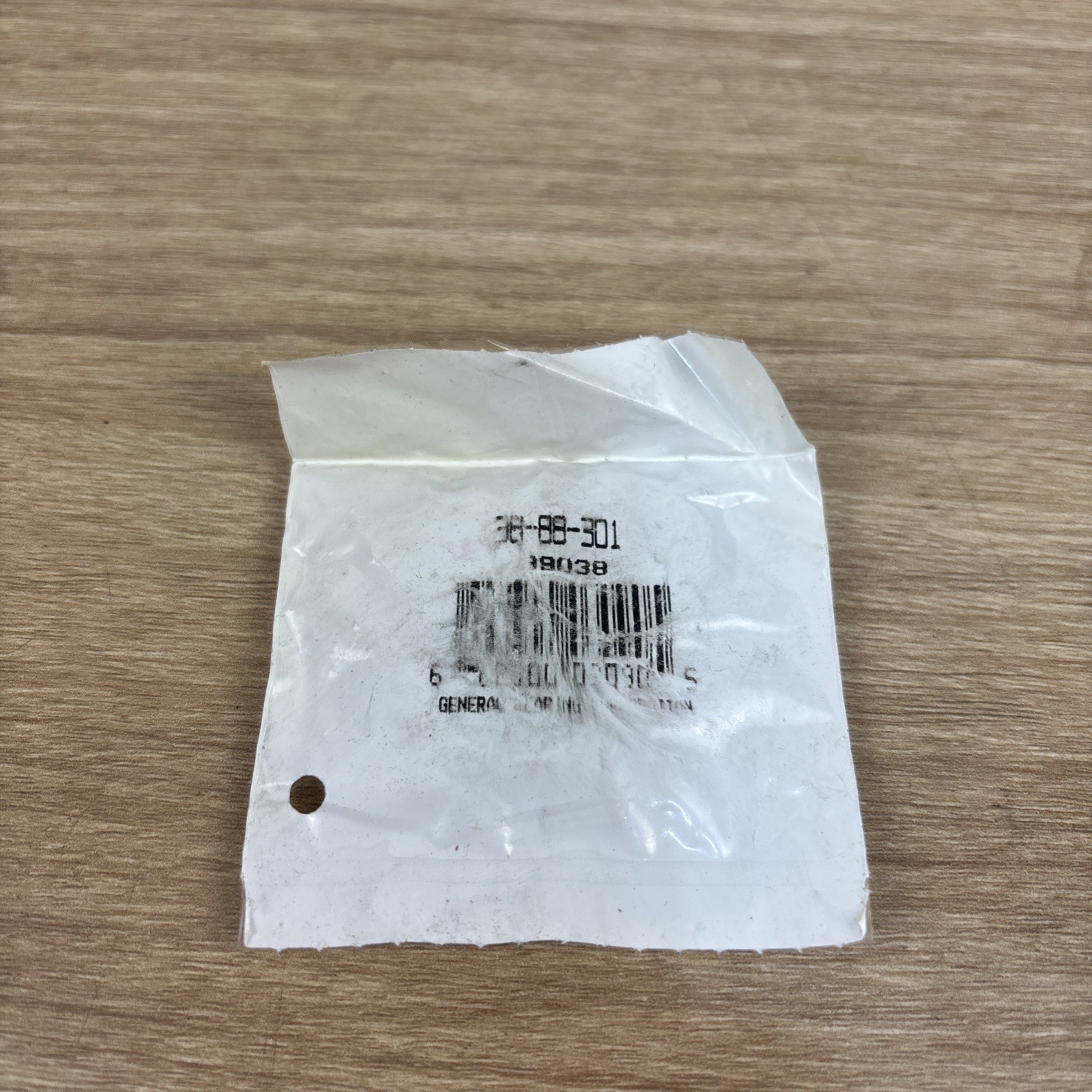 (NEW) GENERAL BEARING CORP. 38-88-301 , 99038 Bearing 22mm OD, 7mm Width, 8 Bore
