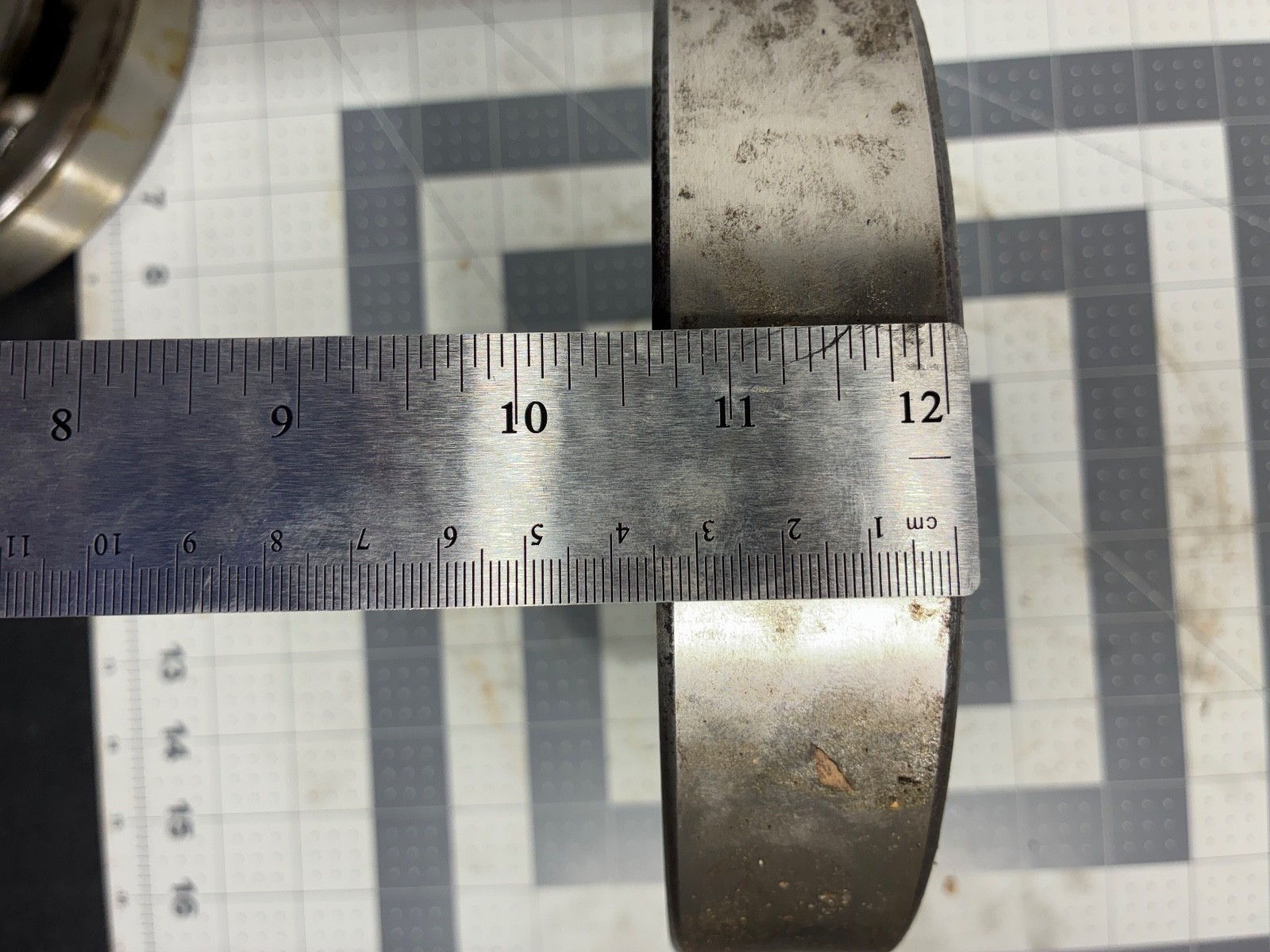 SKF 6222 – Single Row Deep Groove Ball Bearing – Made in USA – New Open Box