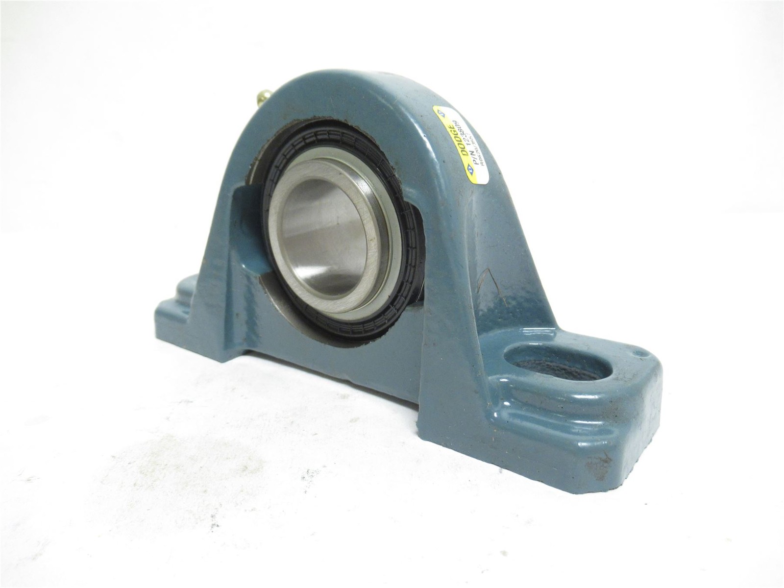 241317 New In Box; Dodge P2B-SC-103 Pillow Block Bearing 123809; 1-3/16″ID