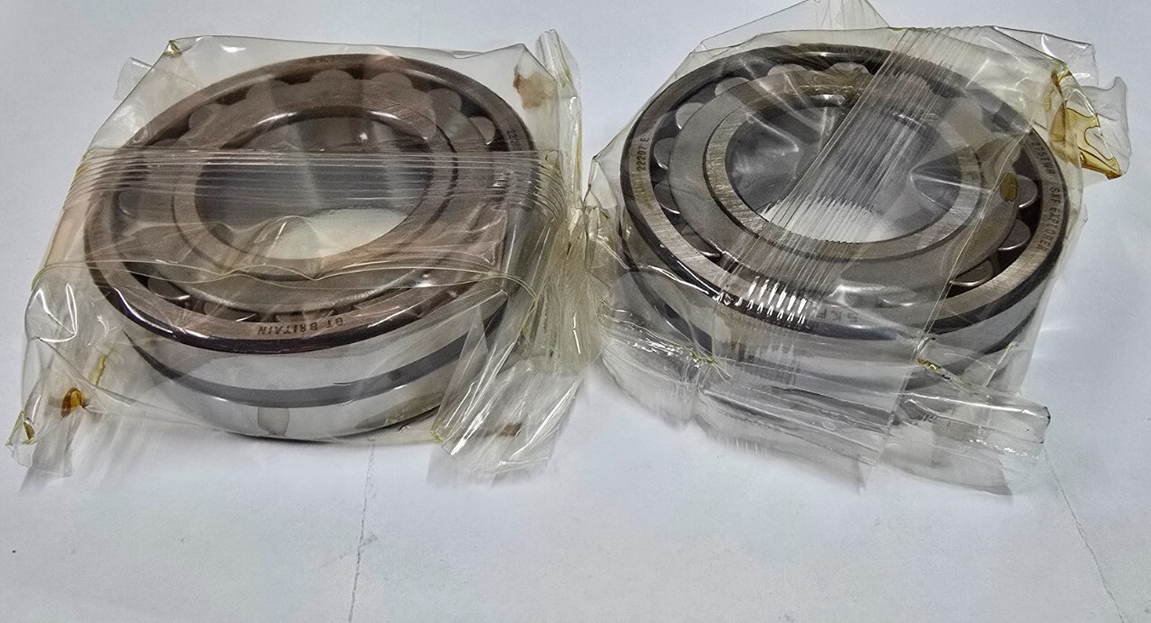 22207 E W33 SPHERICAL ROLLER BEARING 35x72x23mm SKF GREAT BRITAIN 22207E LOT 2PC