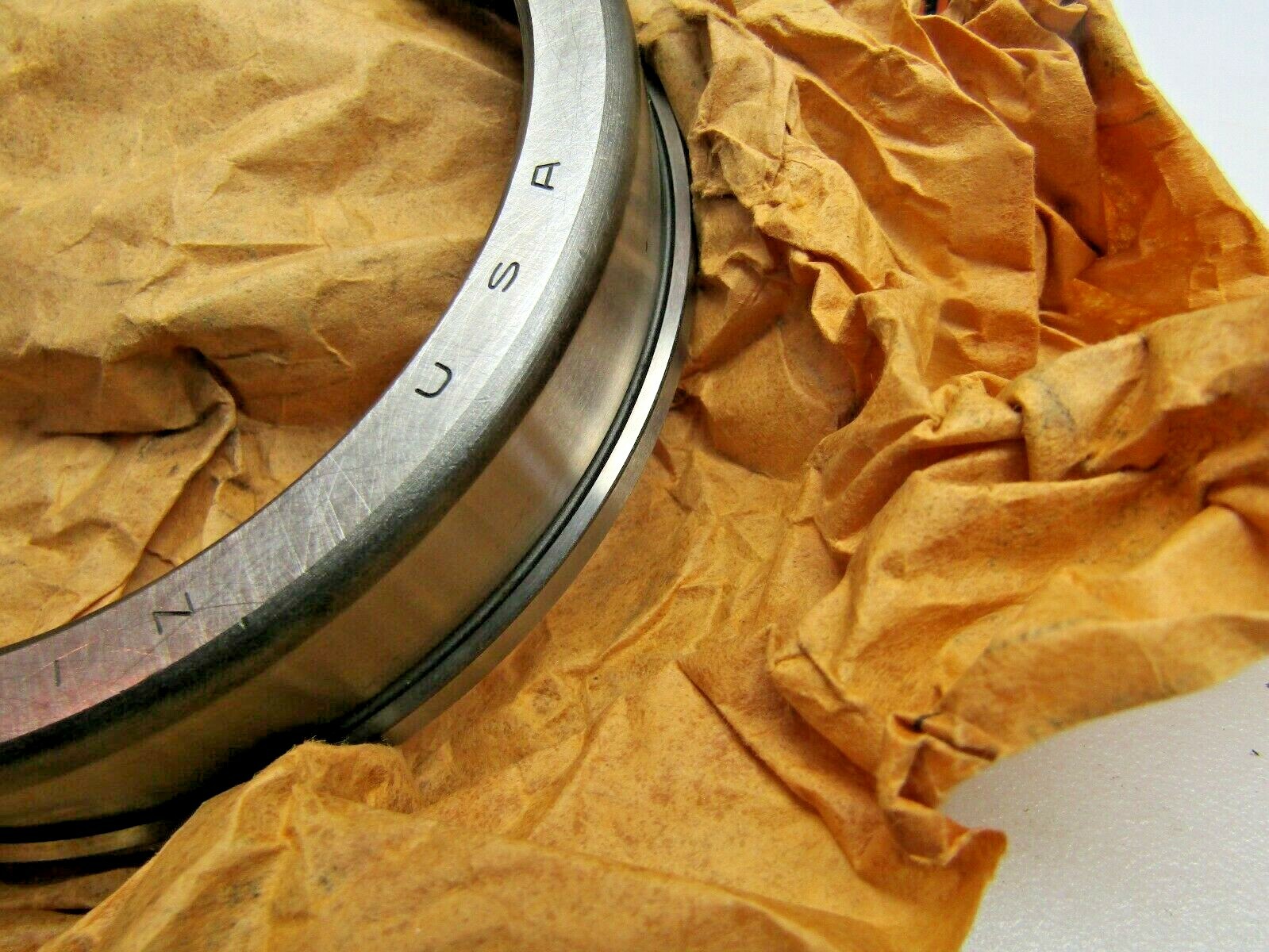 Timken 572B -30000 *3 Class 3 Precision Tapered Roller Bearing Flanged Cup