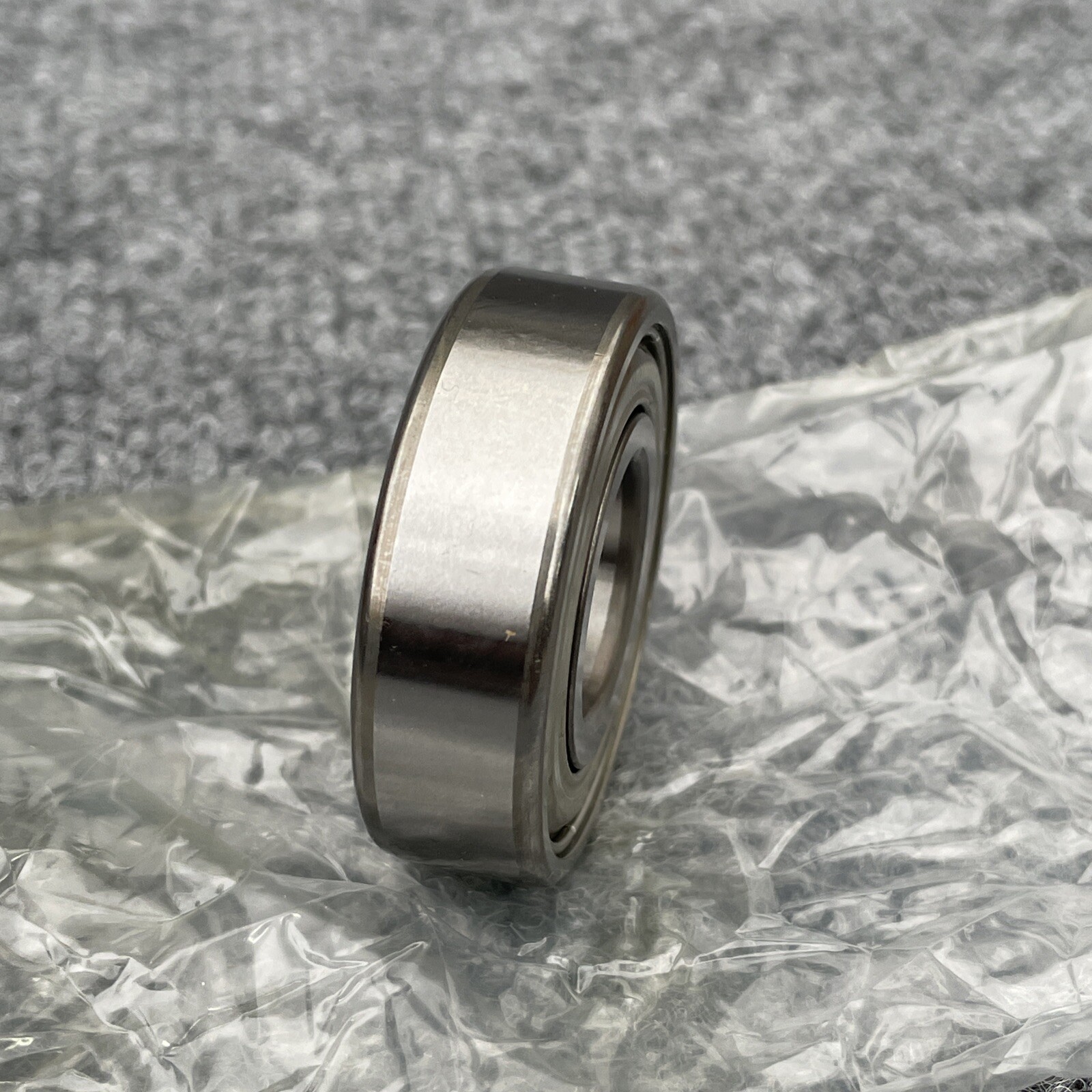 Lot of 4 – INA 6204 2Z C3 Deep Groove Bearing 20 mm ID 47 mm OD 14 mm Width New