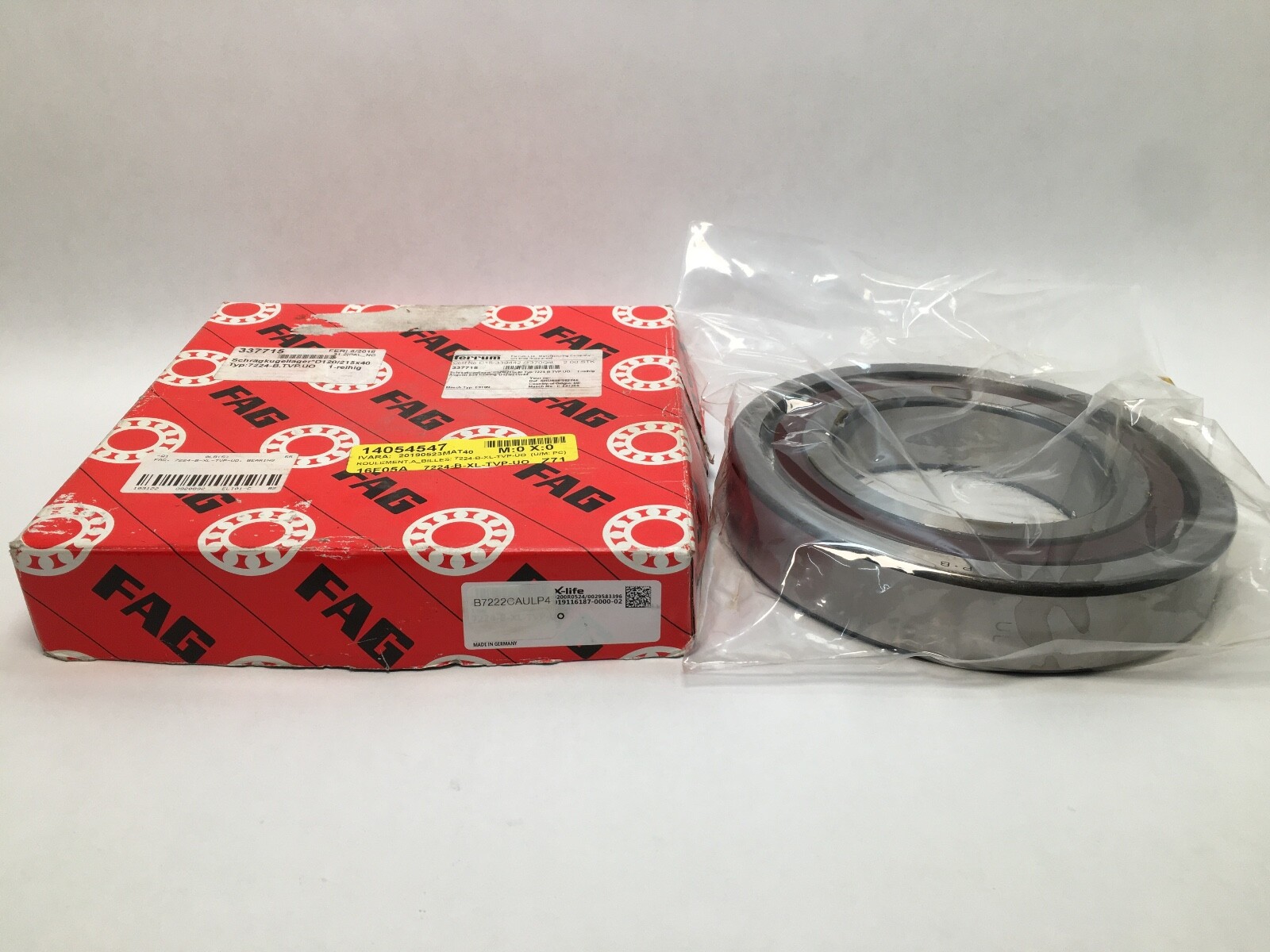 FAG B7222CAP4UL Angular Bearing 110x200x38 mm B7222C B-7222-CA-P4-UL Germany