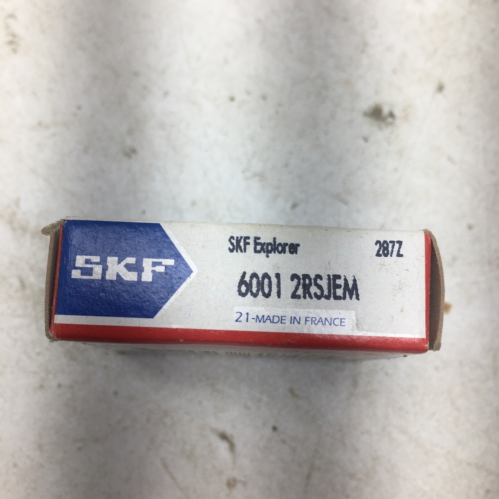 SKF 6001 2RSJEM Ball Bearing (New Old Stock)