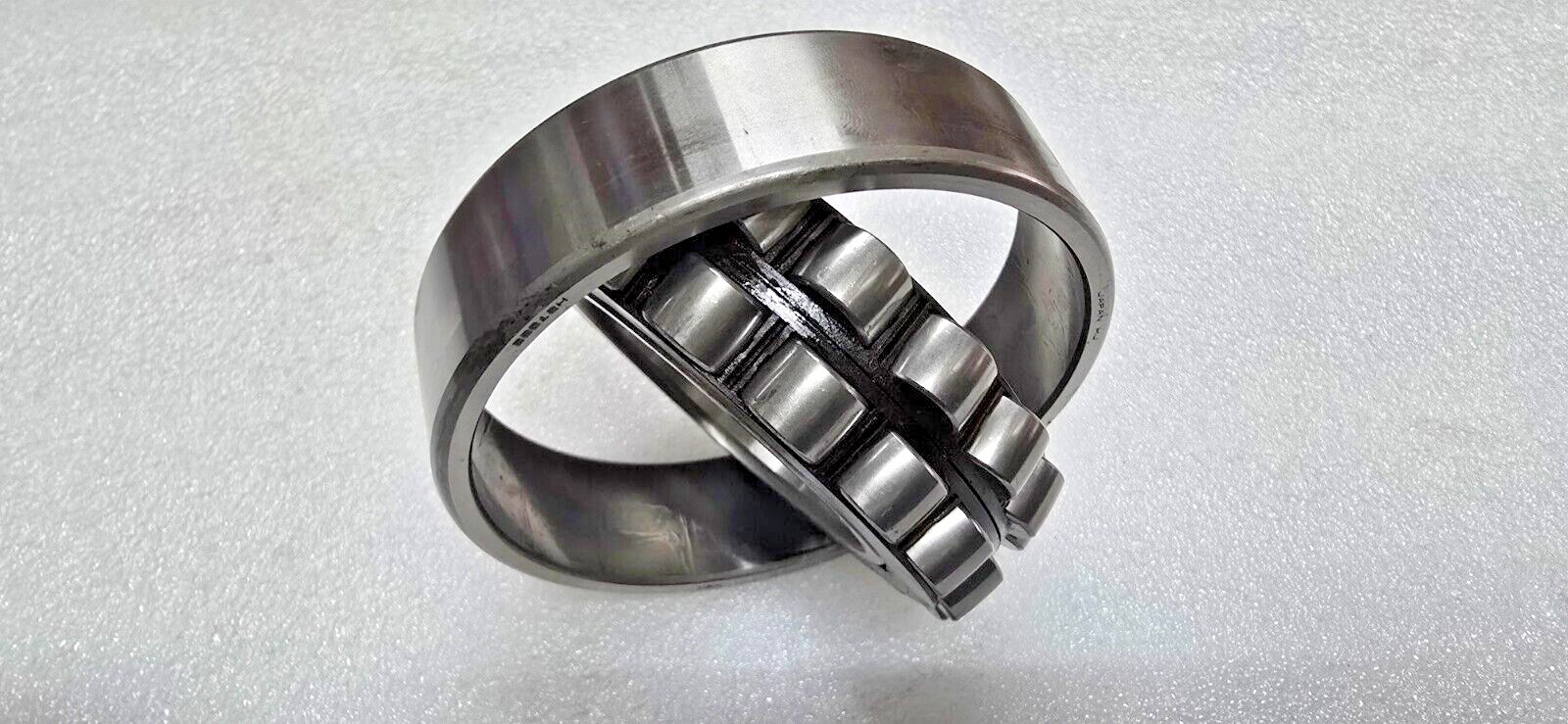 22212 HK Spherical Roller Bearing NEW OPEN NSK JAPAN NYLON CAGE 22212K