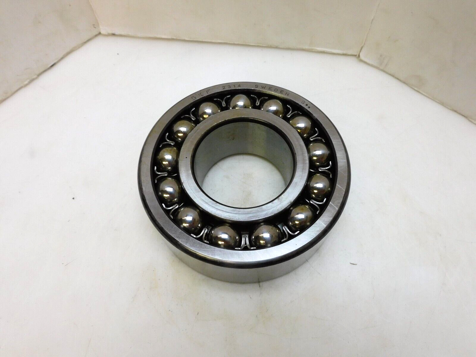SKF 2314 SWEDEN SPHERICAL ROLLER BEARING