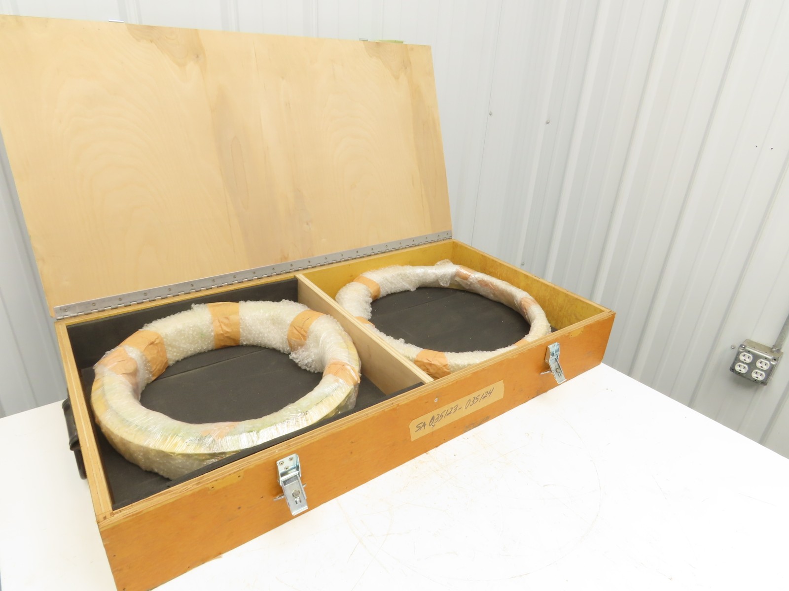 Timken LM665949/LM665910 Roller Bearing Assy 385.76mm ID x 514.35mm OD x 82.55 W