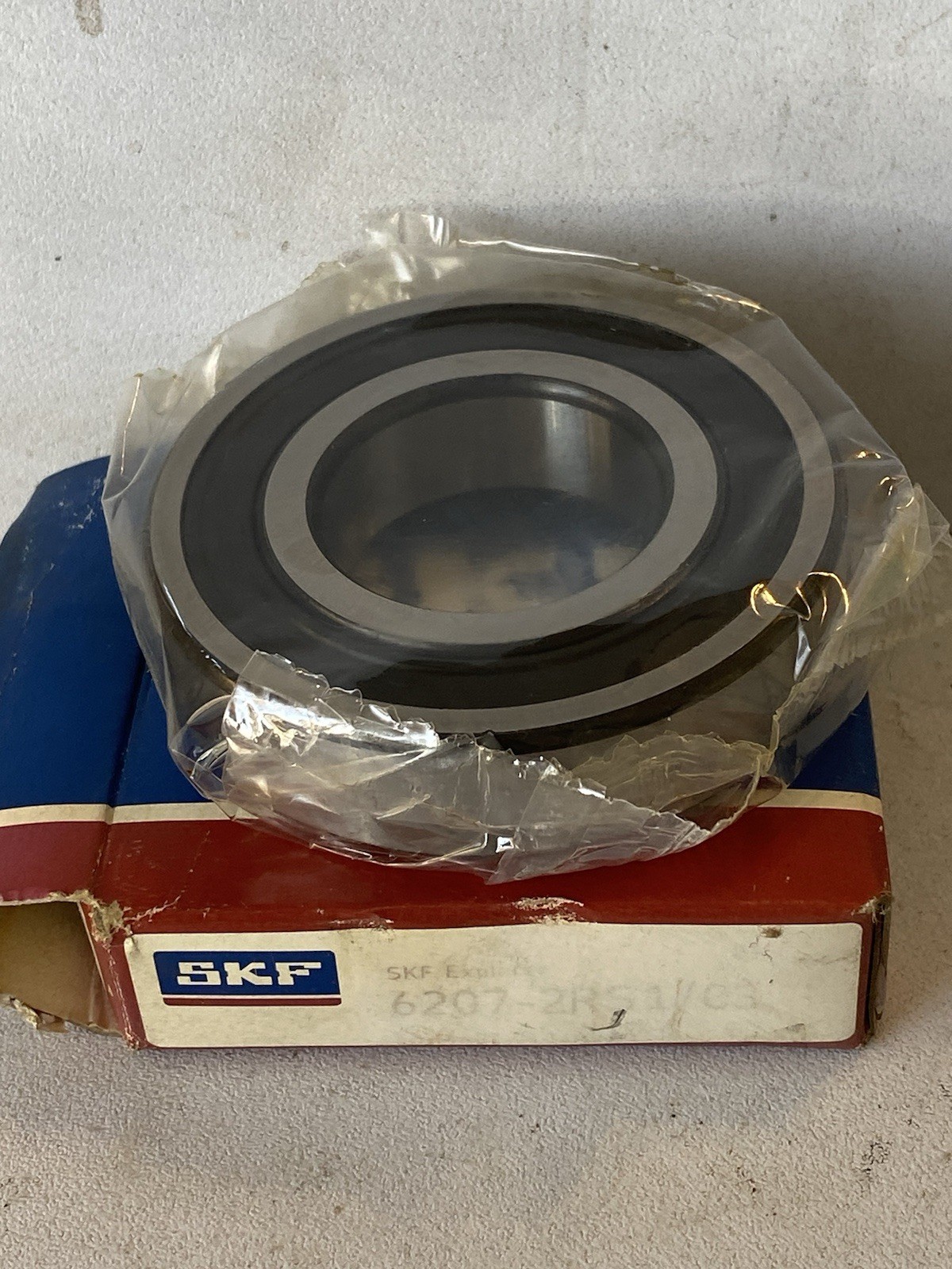 6207-2RS C3 SKF Brand Rubber Seal Ball Bearing 35x72x17mm