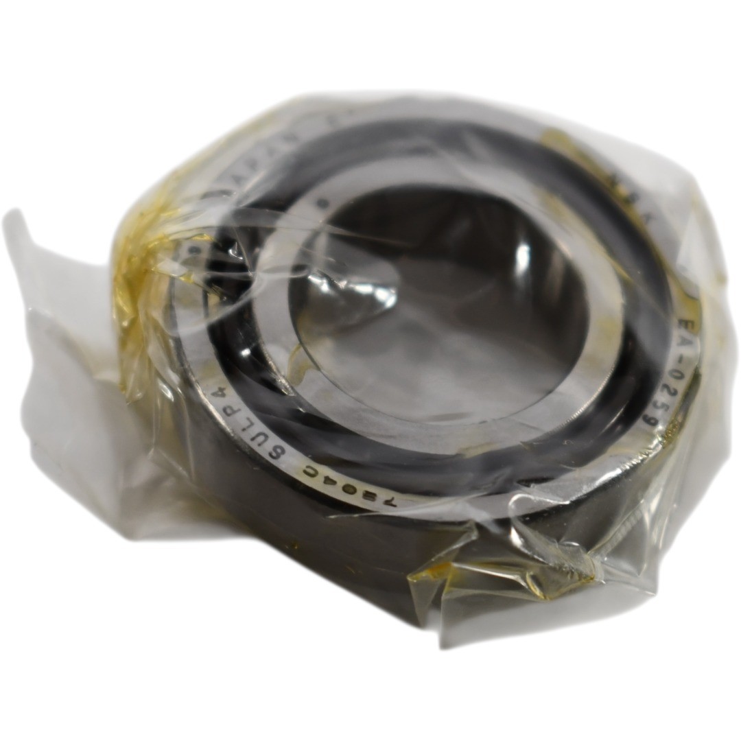 NEW NSK 7904CTYNSULP4 Precision Angular Contact Ball Bearing 20x37x9mm