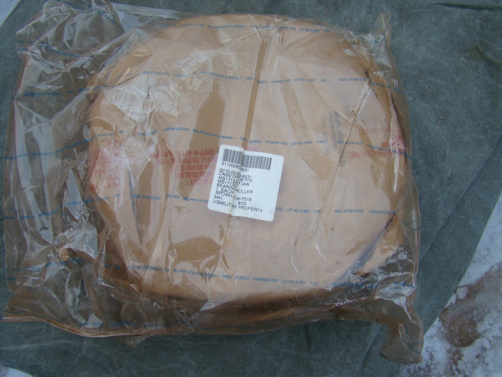SELF-ALIGNING ROLLER BEARING NSN: 3110-00-833-8531, MS17133-47 New