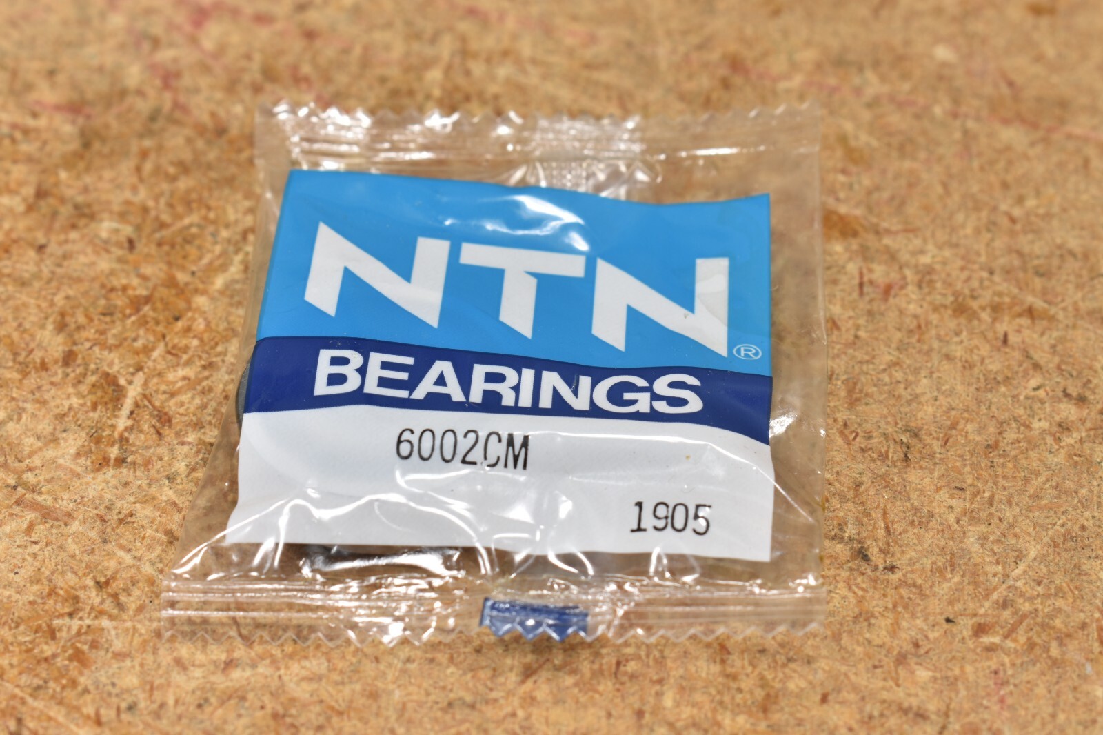 Lot Of 2 NTN 6002CM, Deep Groove Ball Bearing, Single Row, 15 x 32 x 9 mm