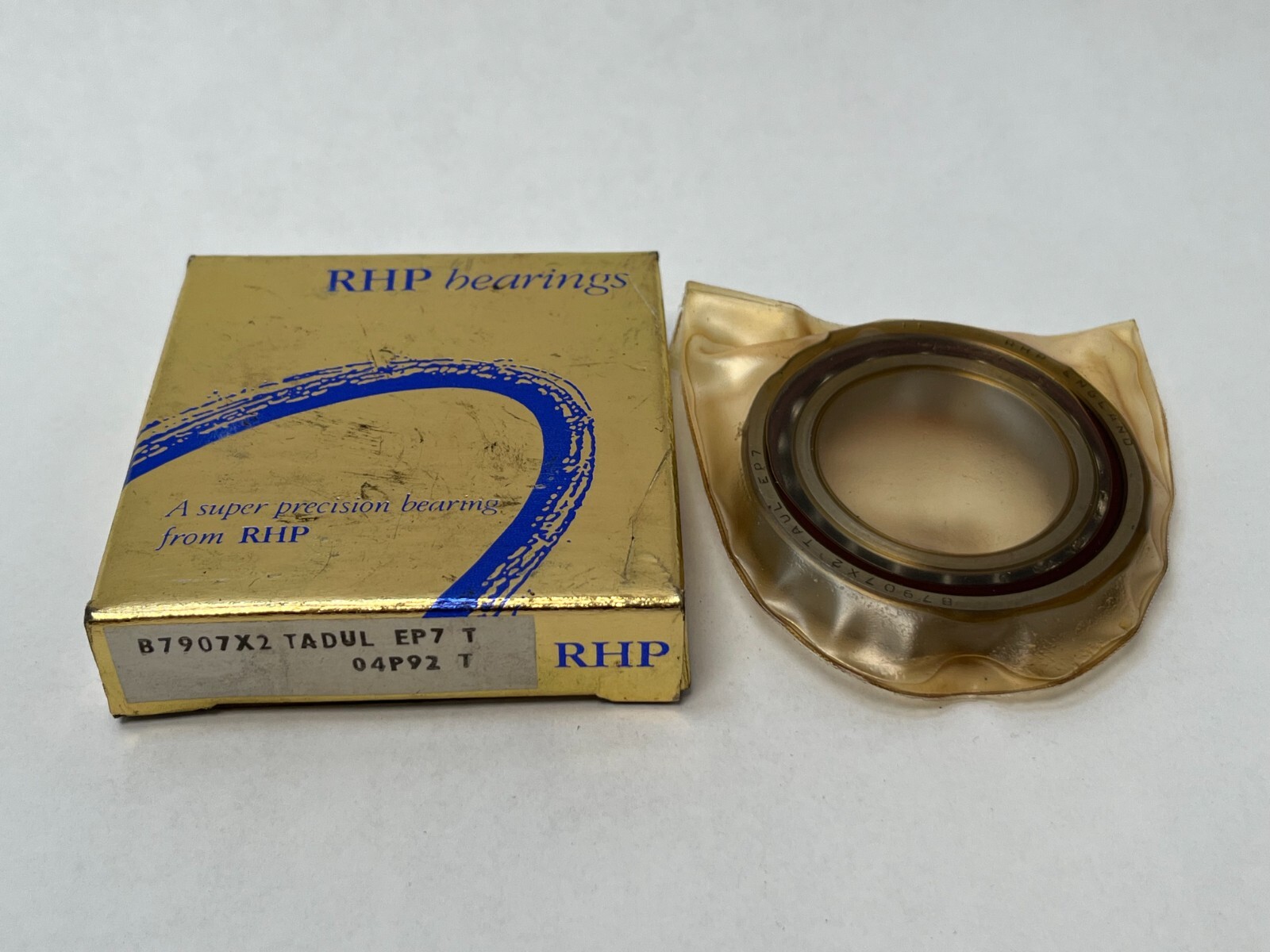 RHP 7907CTSULP4 Angular Bearing 7907-C-T-UL-P4 71907 B7907X2 35x55x10 mm