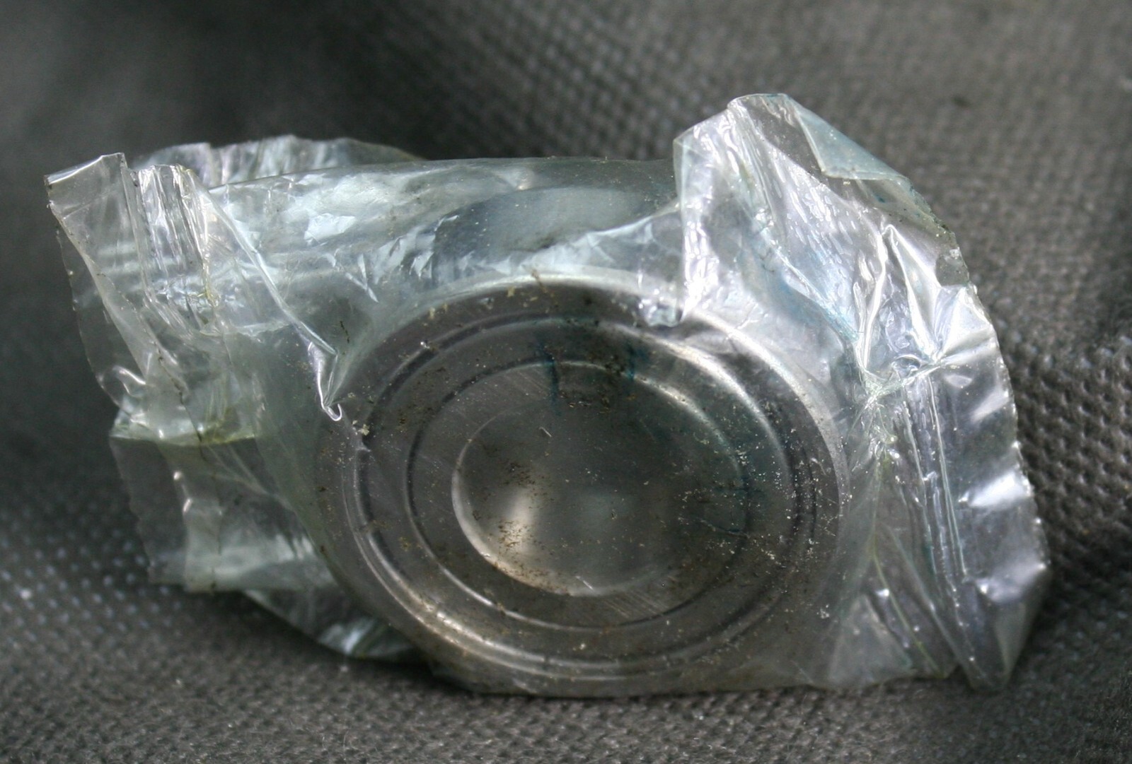 One (1) SKF 6202 2Z/C3GJN Deep Groove Bearing 15 MM ID Argentina NEW