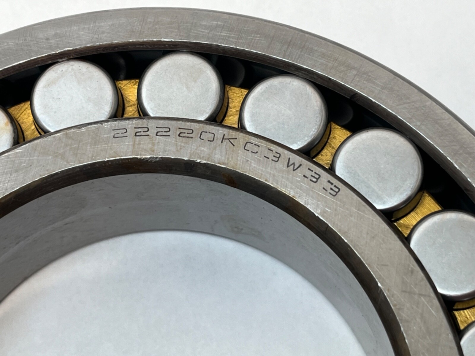 Hyatt 22220KMBC3W33 Bearing 100x180x46 mm 22220K 22220-K-MB-C3-W33