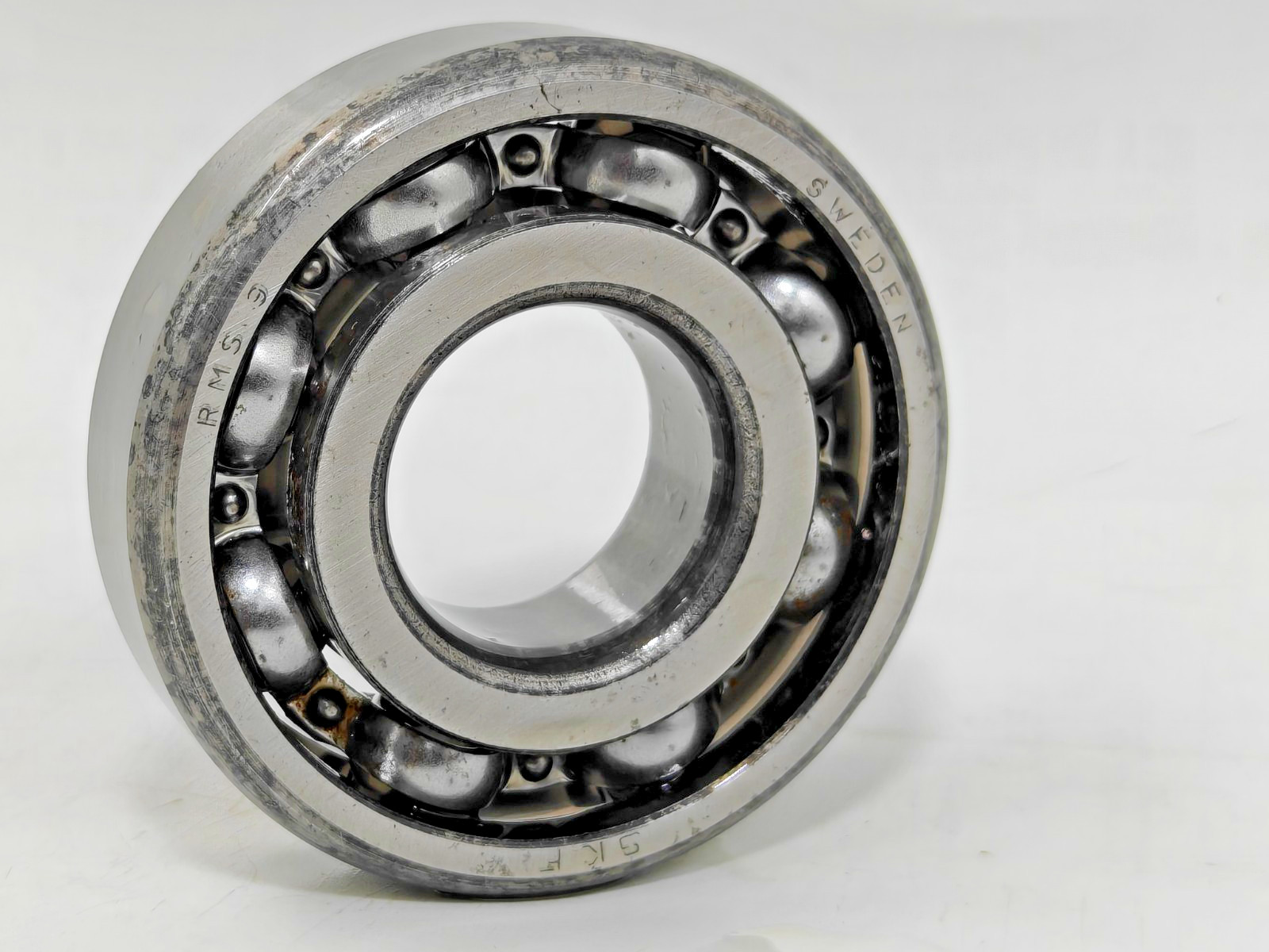 RMS 9 SKF Deep Groove Ball Bearing SKF RMS 9 / MJ 1-1/8 / MS 11 / MJ 1.1/8