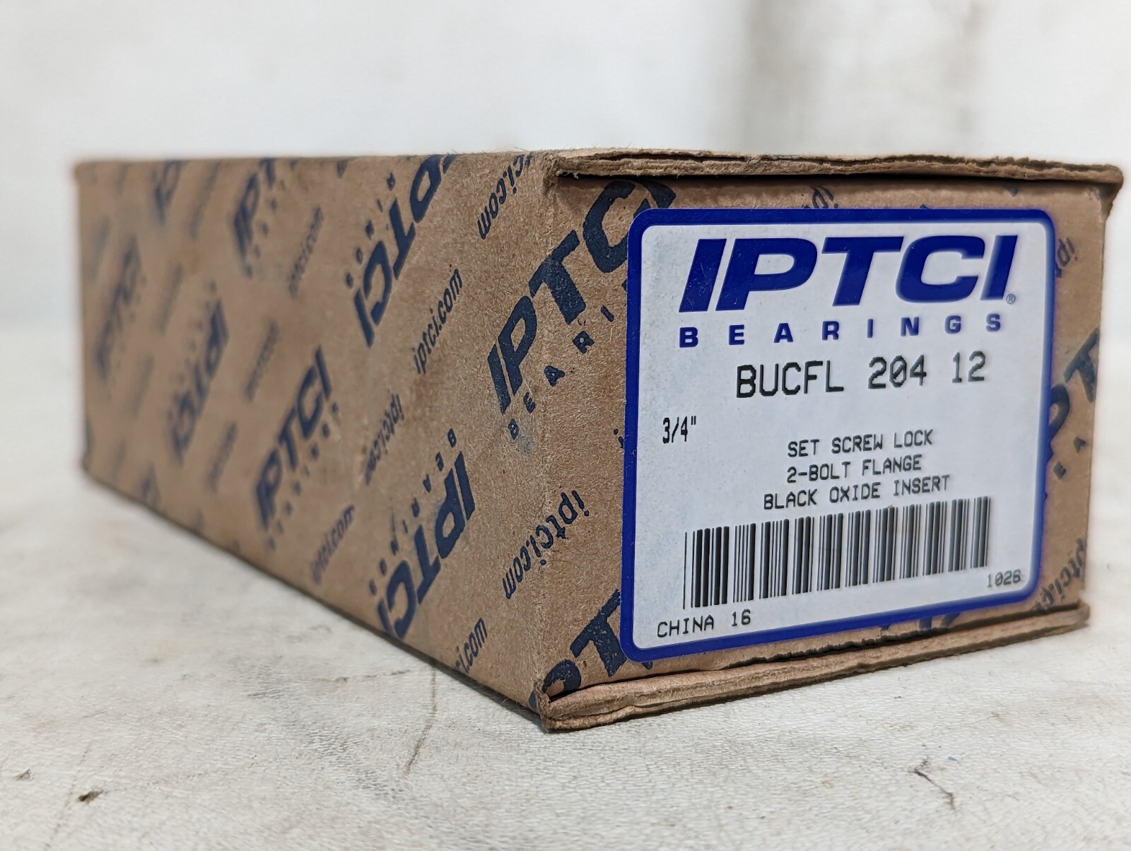 IPTCI BUCFL20412 3/4″, set screw lock, 2-bolt flange, black oxide insert