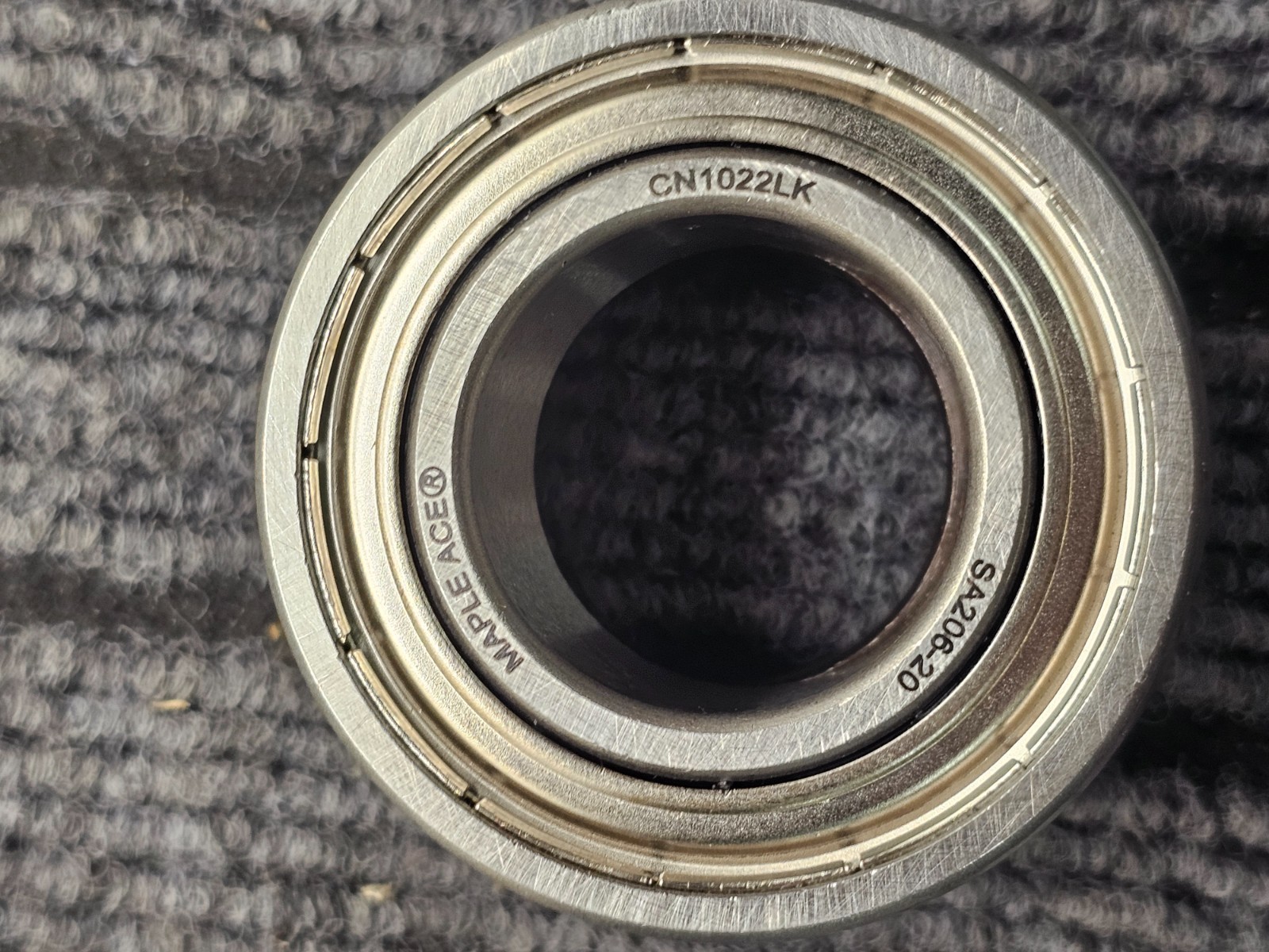 MAPLE ACE SA206-20-G: Insert Bearing With Eccentric Locking Collar