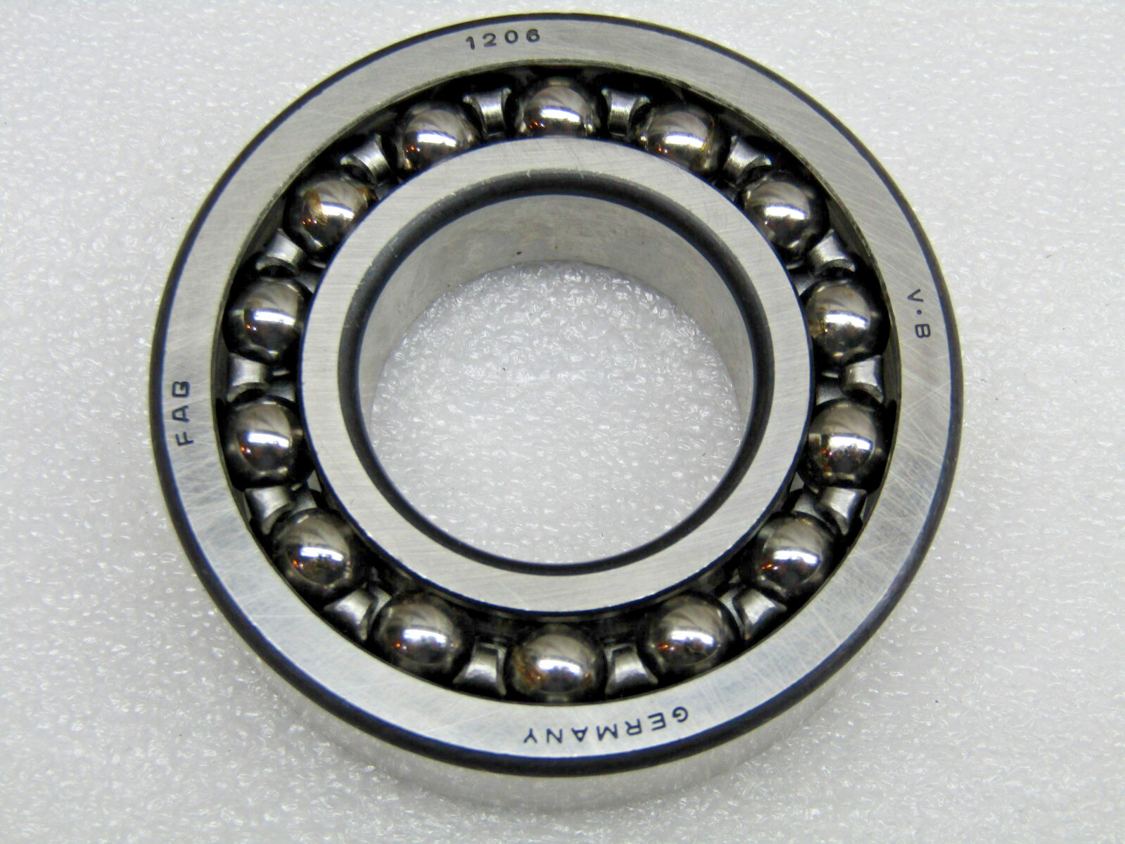 FAG Consolidated 1206 30mm X 62mm X 16mm Self Aligning Bearing