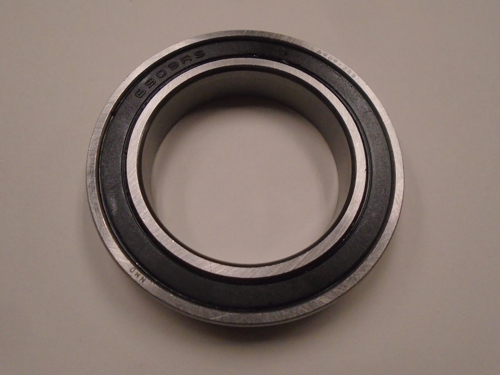 NMD 6909-2RS 61909-2RS BEARING WITH RUBBER SEALS 45X68X12 JUNE217