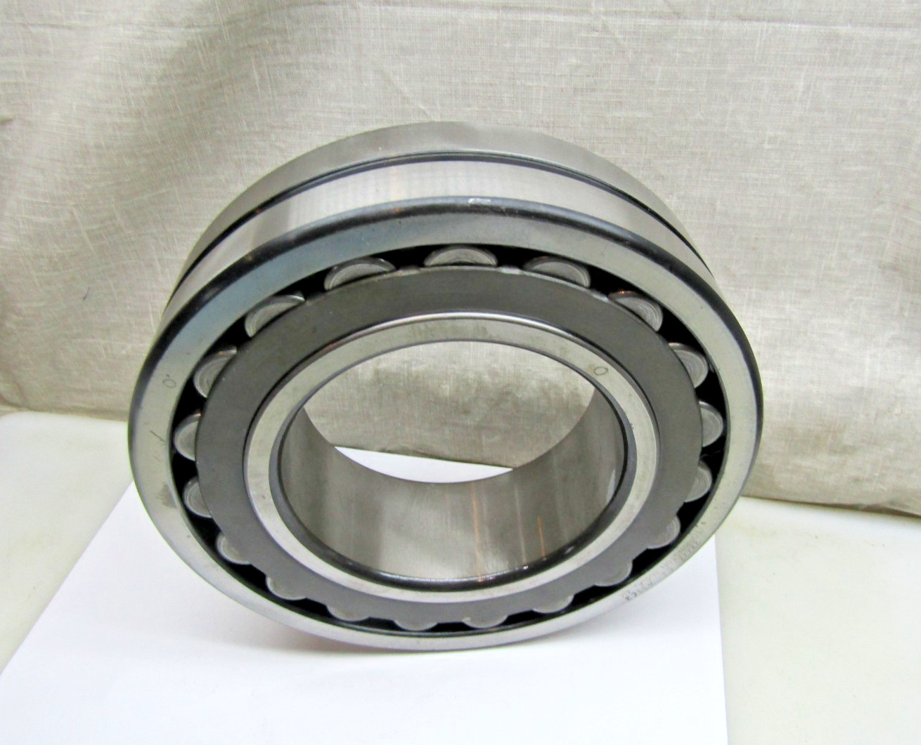 Torrington 22222 CJ W33 C3 110mmX 200mmX 53mm Spherical Roller Bearing