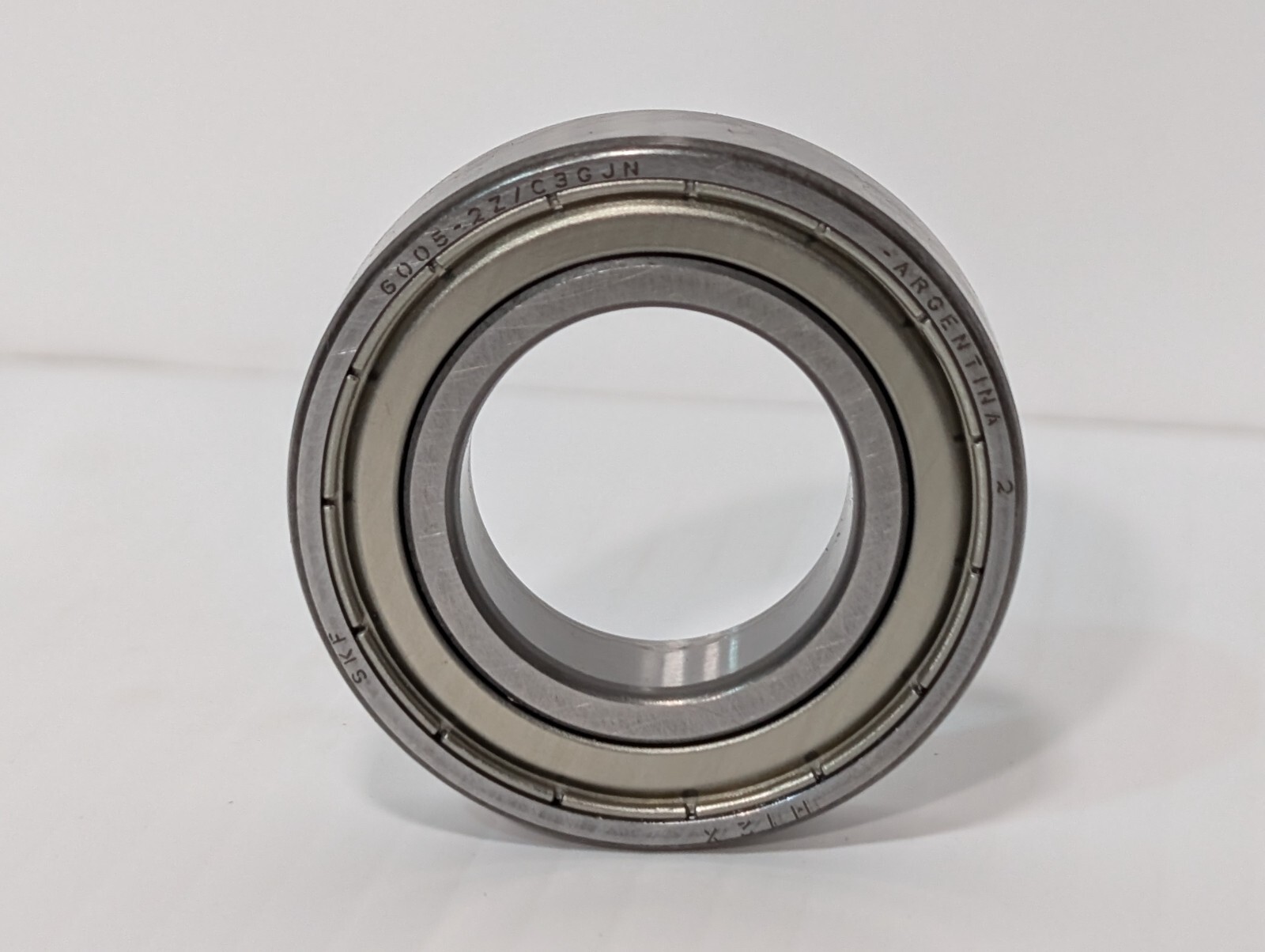 SKF 6005-2ZJEM Single Row Deep Groove Bearing, 25mm ID, 47mm OD, 12mm Wide