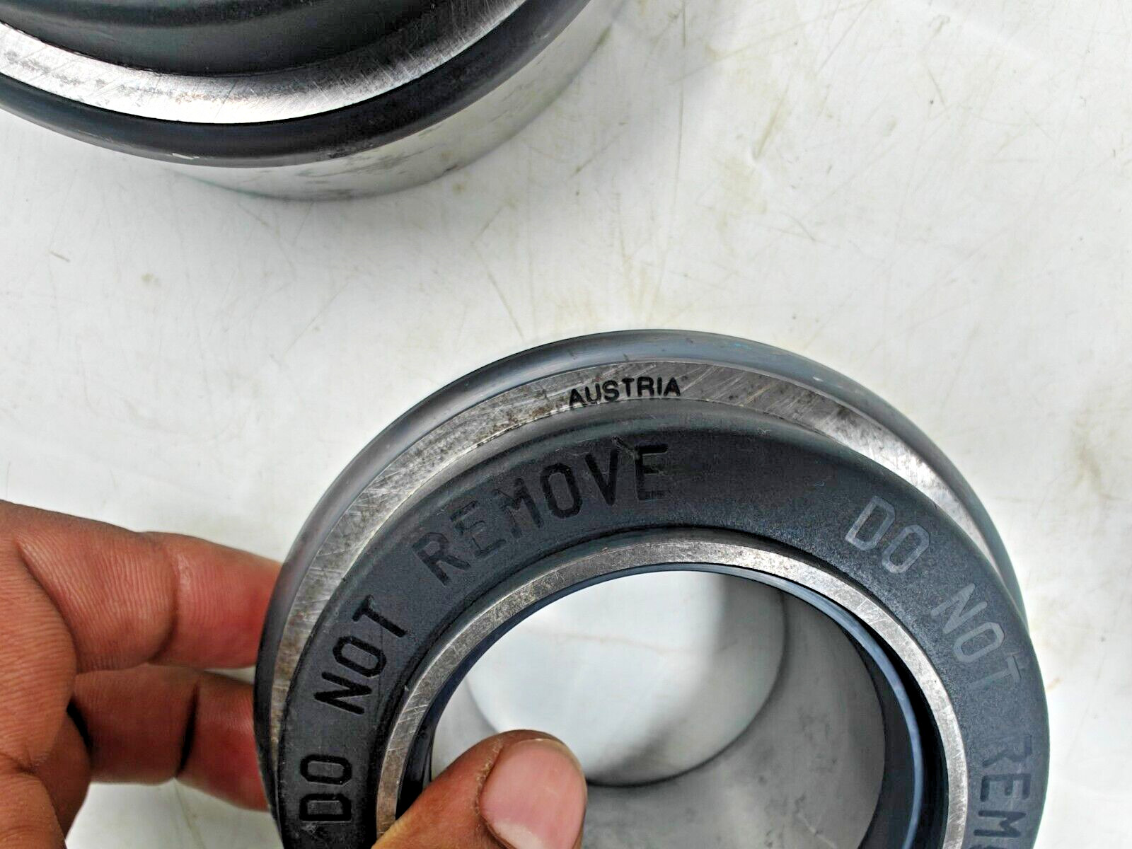 FAG F 566427 .H195 / F 805165 .03-01 Outboard / Inboard Wheel Bearing Pair of 2