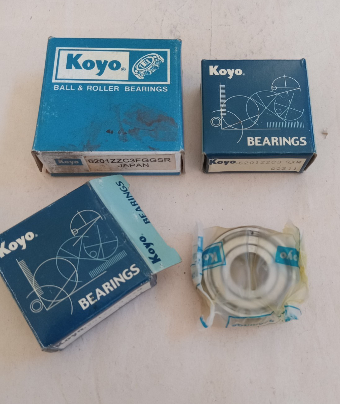 Lot of Three (3) Koyo 6201ZZC3 Deep Groove Ball Bearing