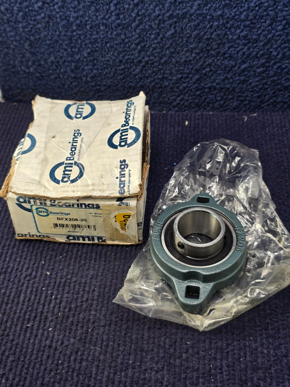 AMI Bearings BFX206-20 2-Bolt Flange Ball Bearing Unit Malleable Iron 1-1/4″Bore