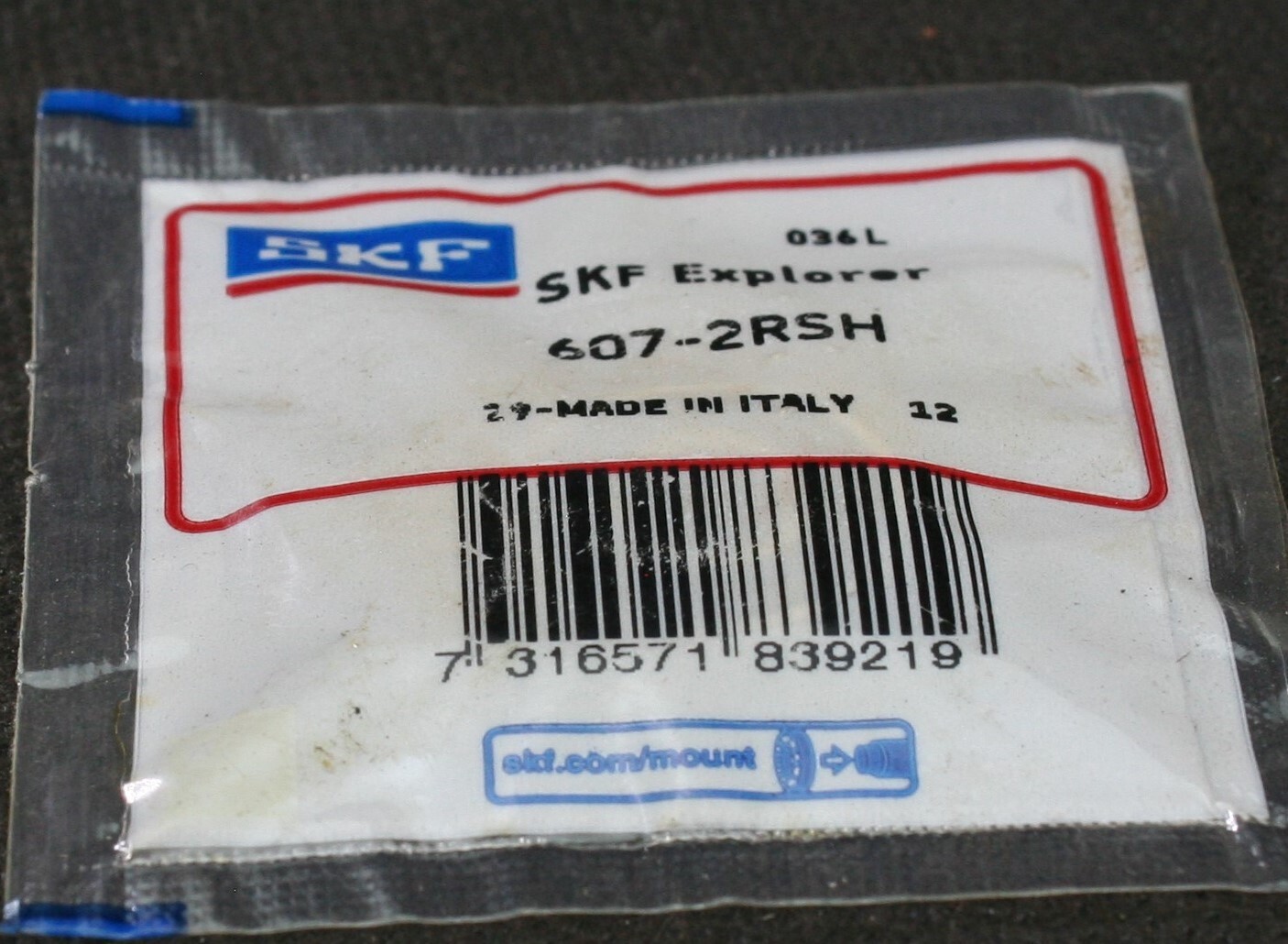 One (1) SKF 607 2RSH Deep Groove Bearing 7 MM ID Italy NEW