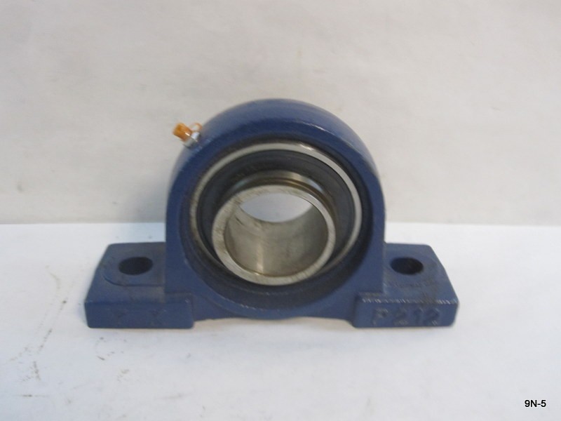 2-3/8″ Pillow Block Bearing HCP212-38 NO LOCK COLLAR