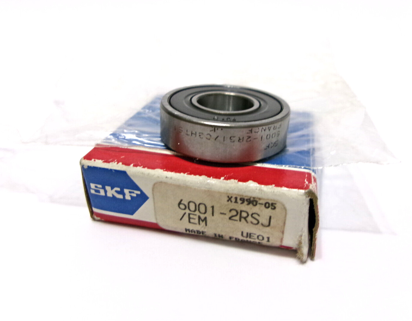 SKF 6001-2RS JEM 12mmX 28mmX 8mm Sealed Bearing
