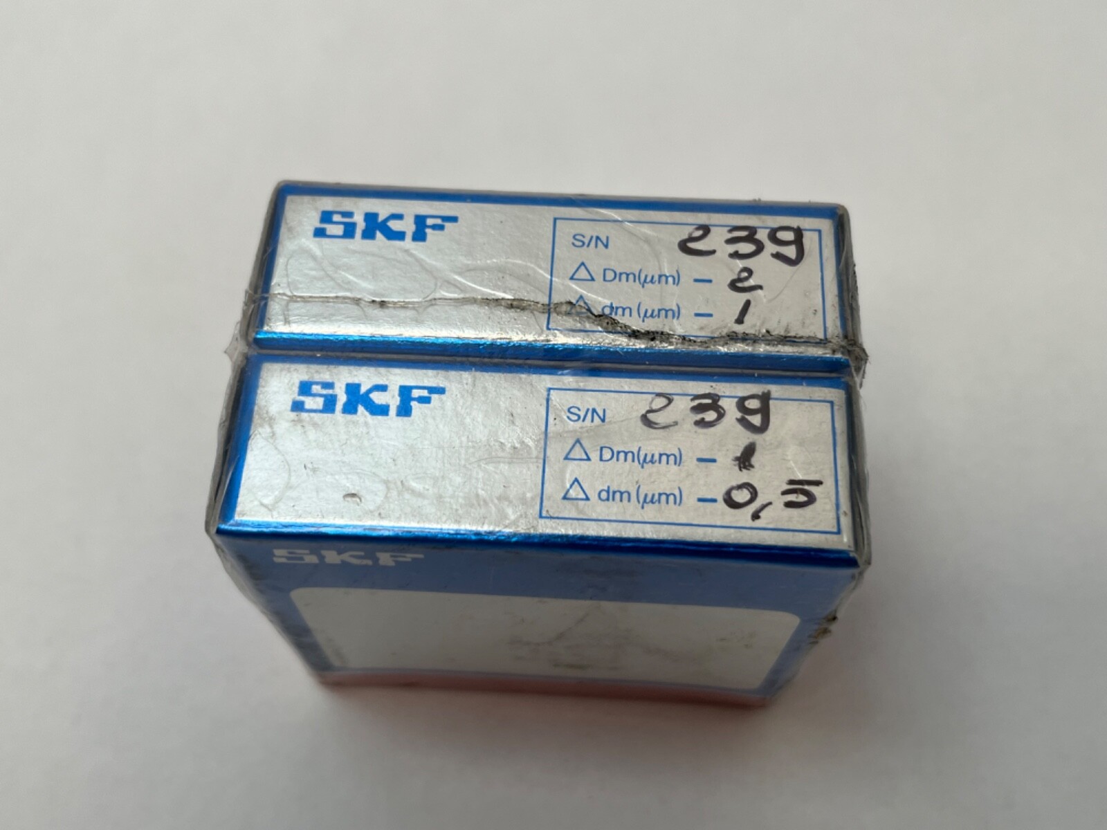 SKF 7004CCPA9BDT Angular Bearing 20x42x12mm 7004C 7004-CC-PA9B-DT Italy 2 Pcs