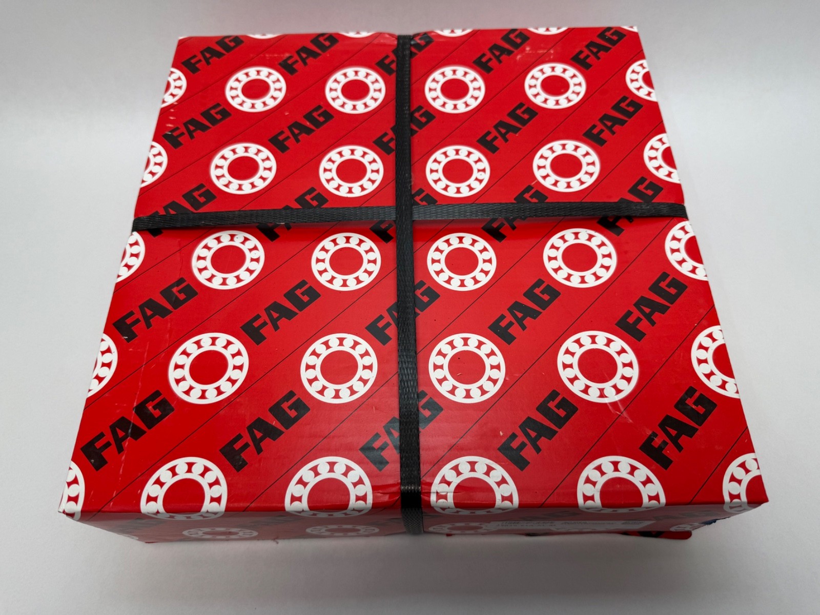 FAG 23038-E1A-XL-M Spherical Bearing 23038E1AXLM W33 23038E 190x290x75 mm