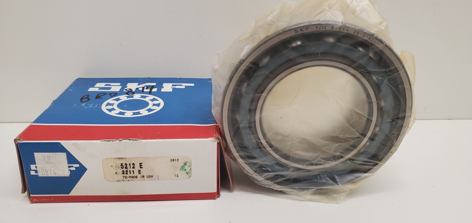NEW IN BOX! GENUINE SKF ANGULAR CONTACT BEARING 5212E