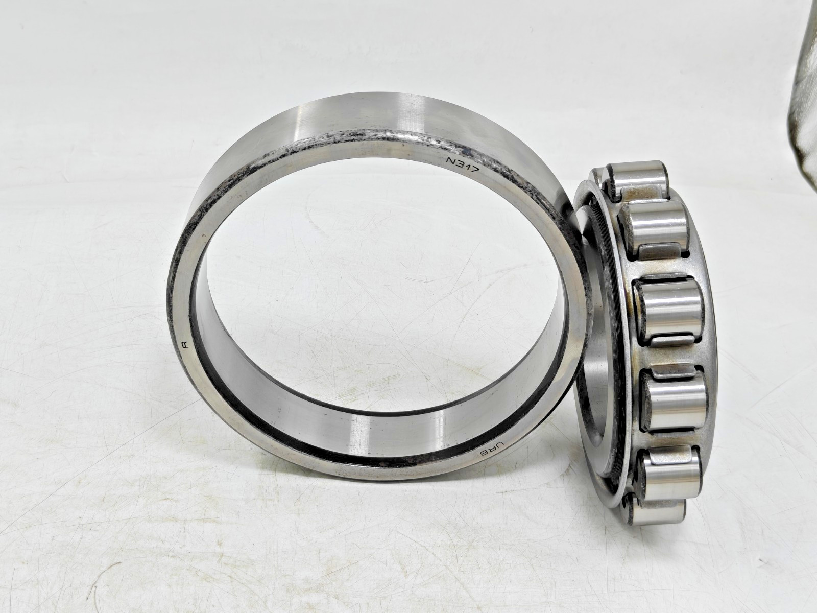 N317 URB Cylindrical Roller Bearing URB N 317 Bearing 85x180x41mm